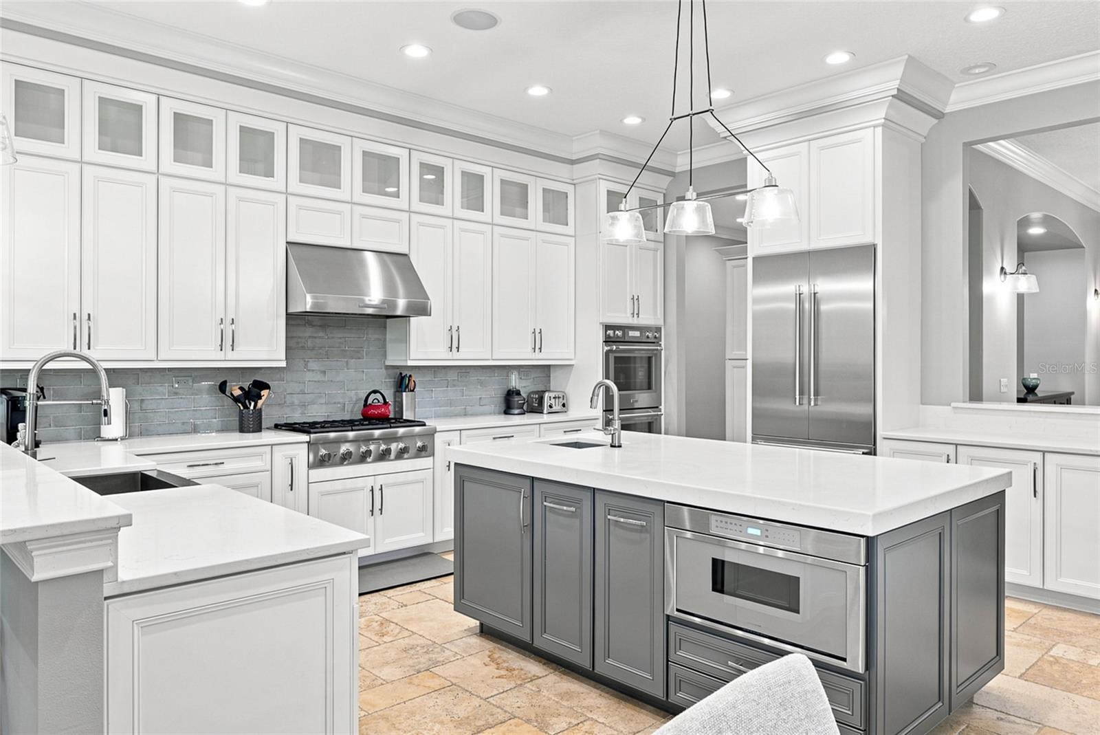 WELLINGTON MANOR PH 2 - Residential