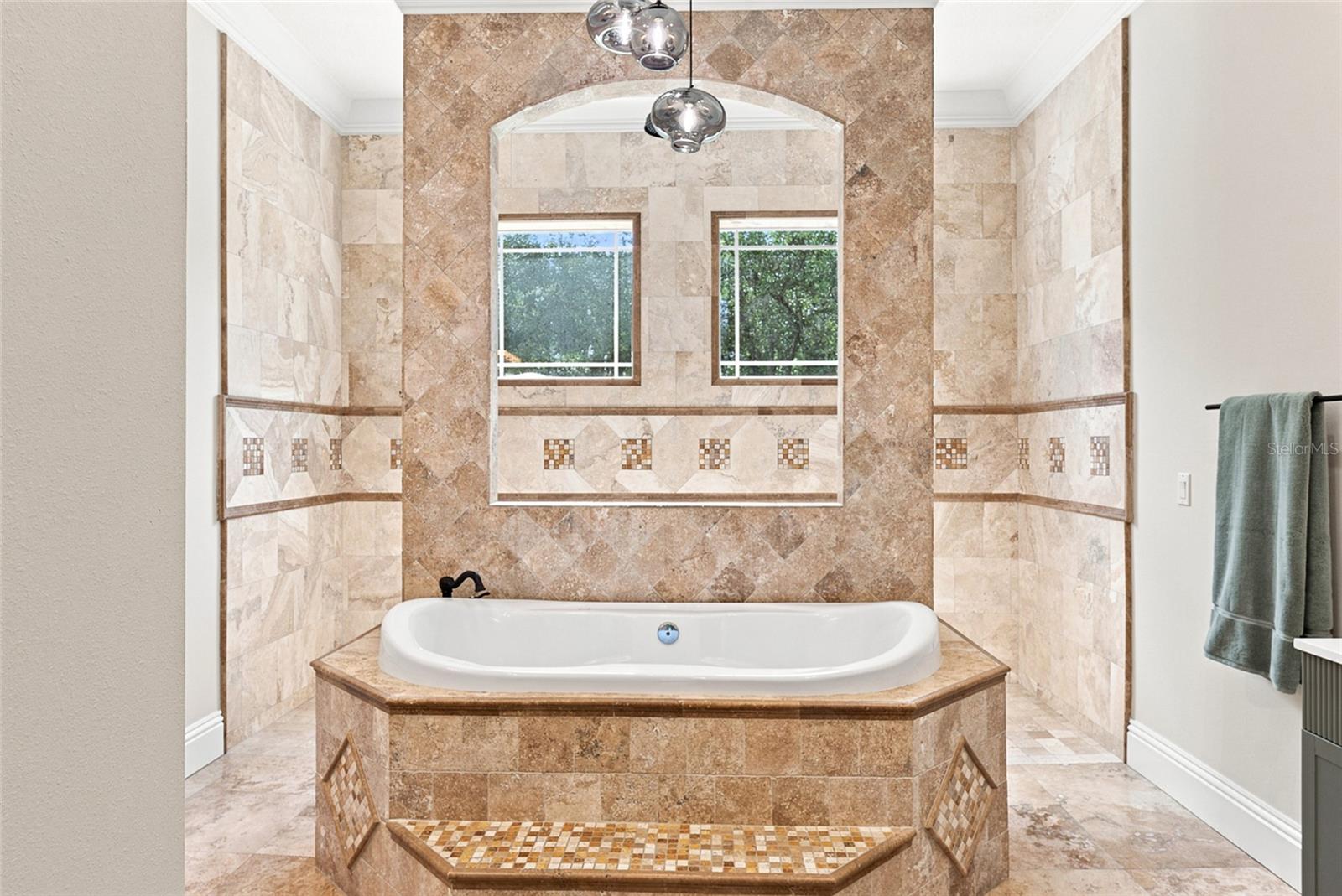 WELLINGTON MANOR PH 2 - Residential