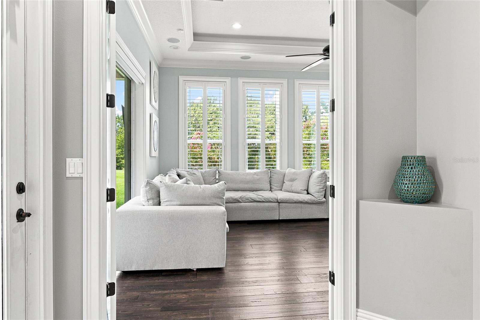 WELLINGTON MANOR PH 2 - Residential