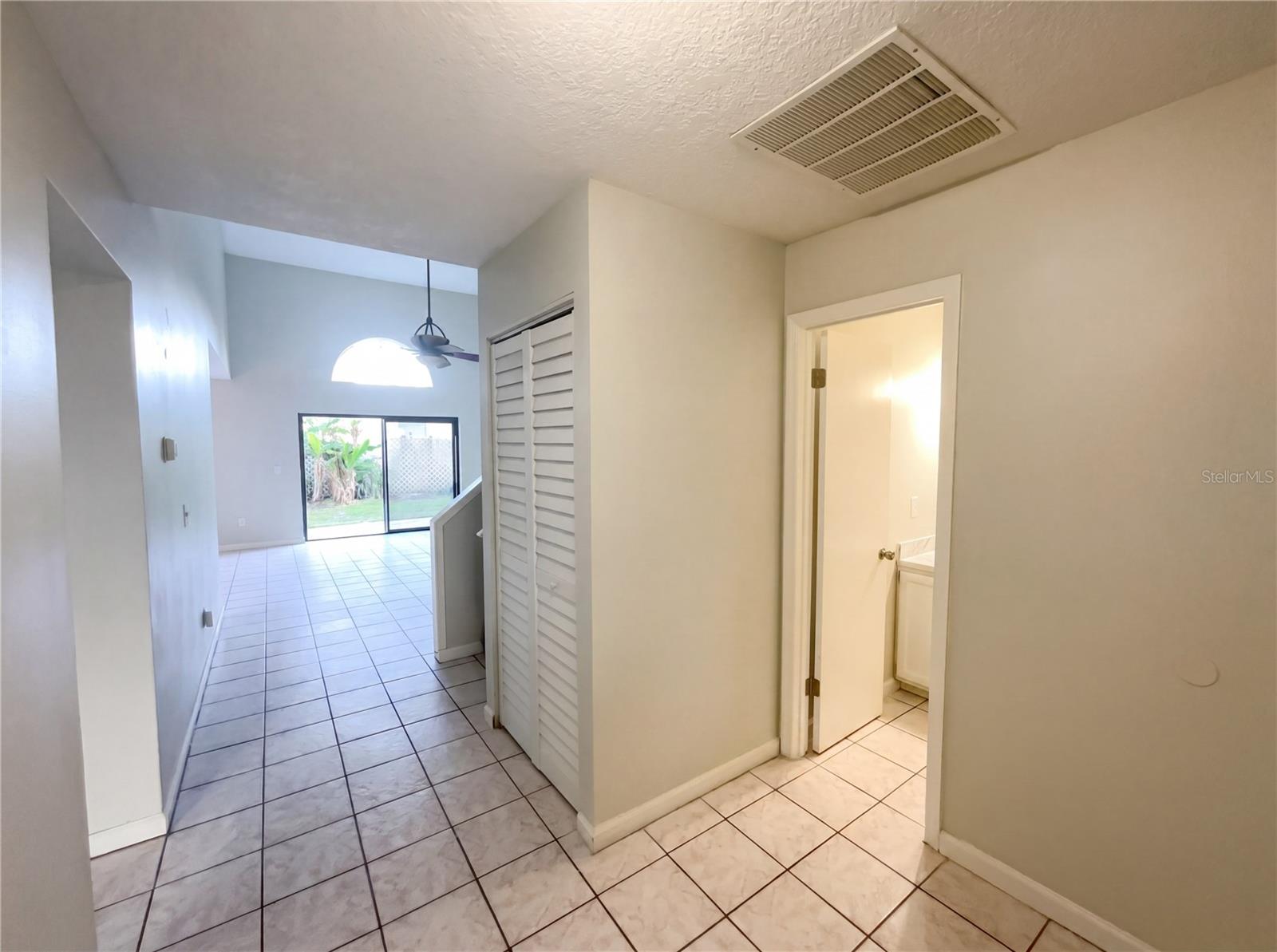 BVL UNIT 10 1ST ADD - Residential