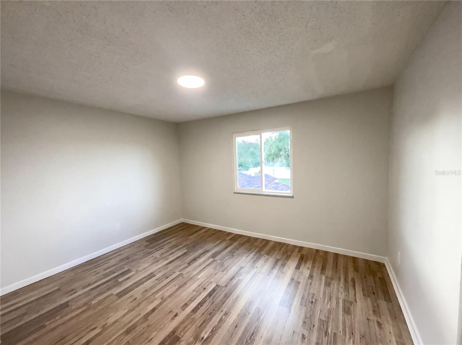BVL UNIT 10 1ST ADD - Residential