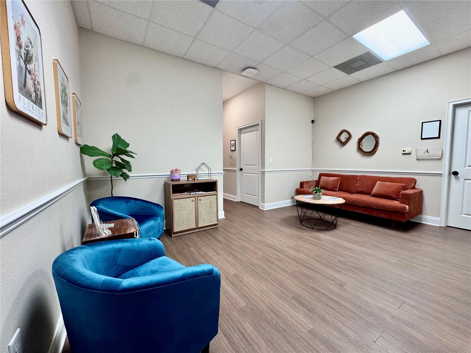 EAST ST CLOUD COMMERCE CENTER - Commercial Lease