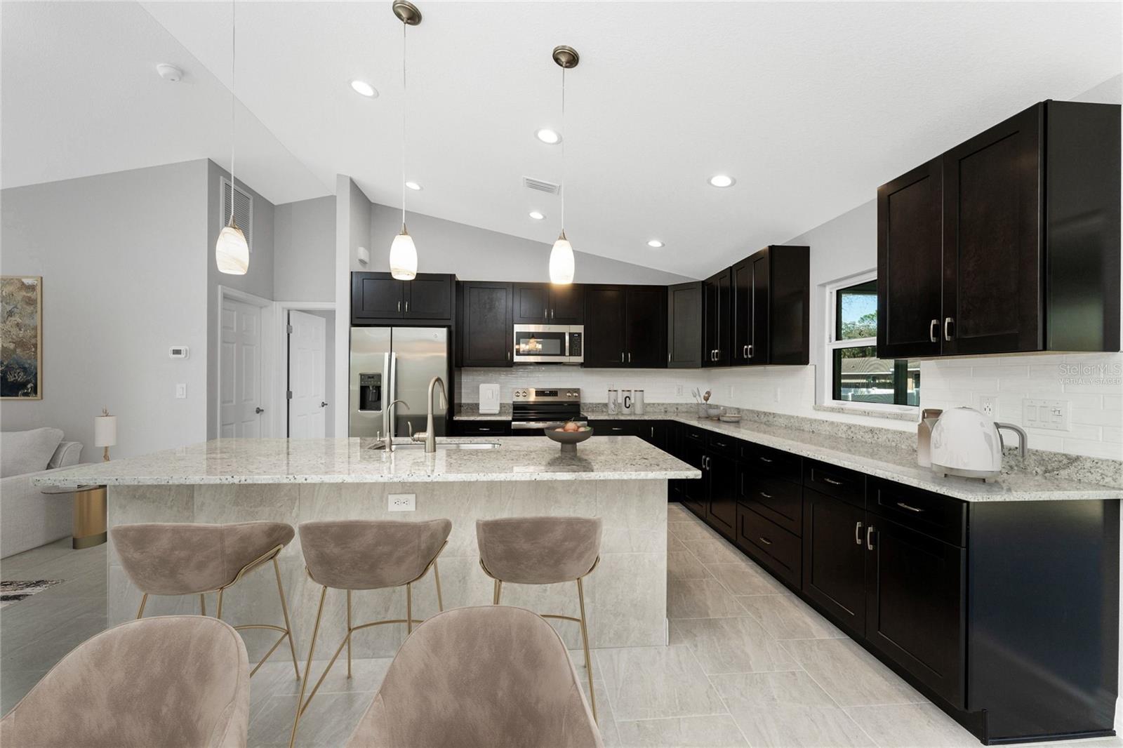1572 - PORT CHARLOTTE SUB 25 - Residential
