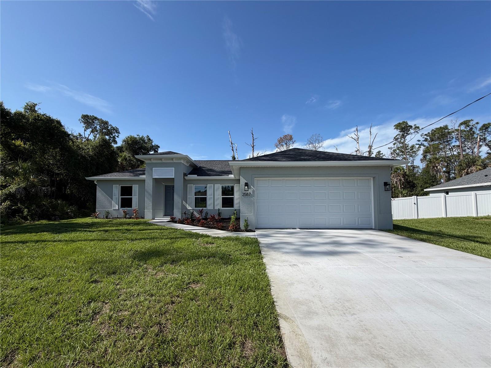 1572 - PORT CHARLOTTE SUB 25 - Residential