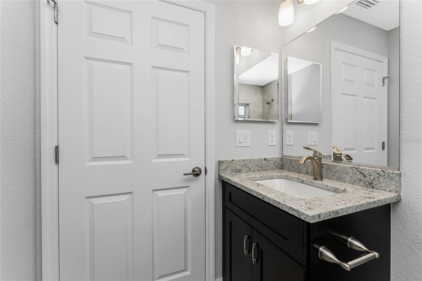 1572 - PORT CHARLOTTE SUB 25 - Residential