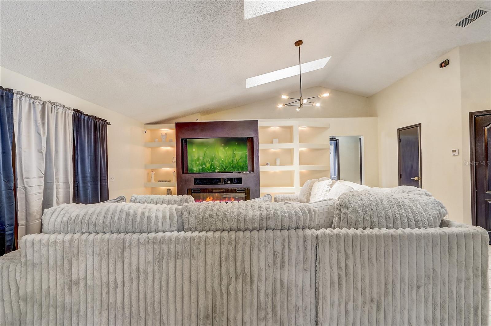 SILVER BEND - Residential