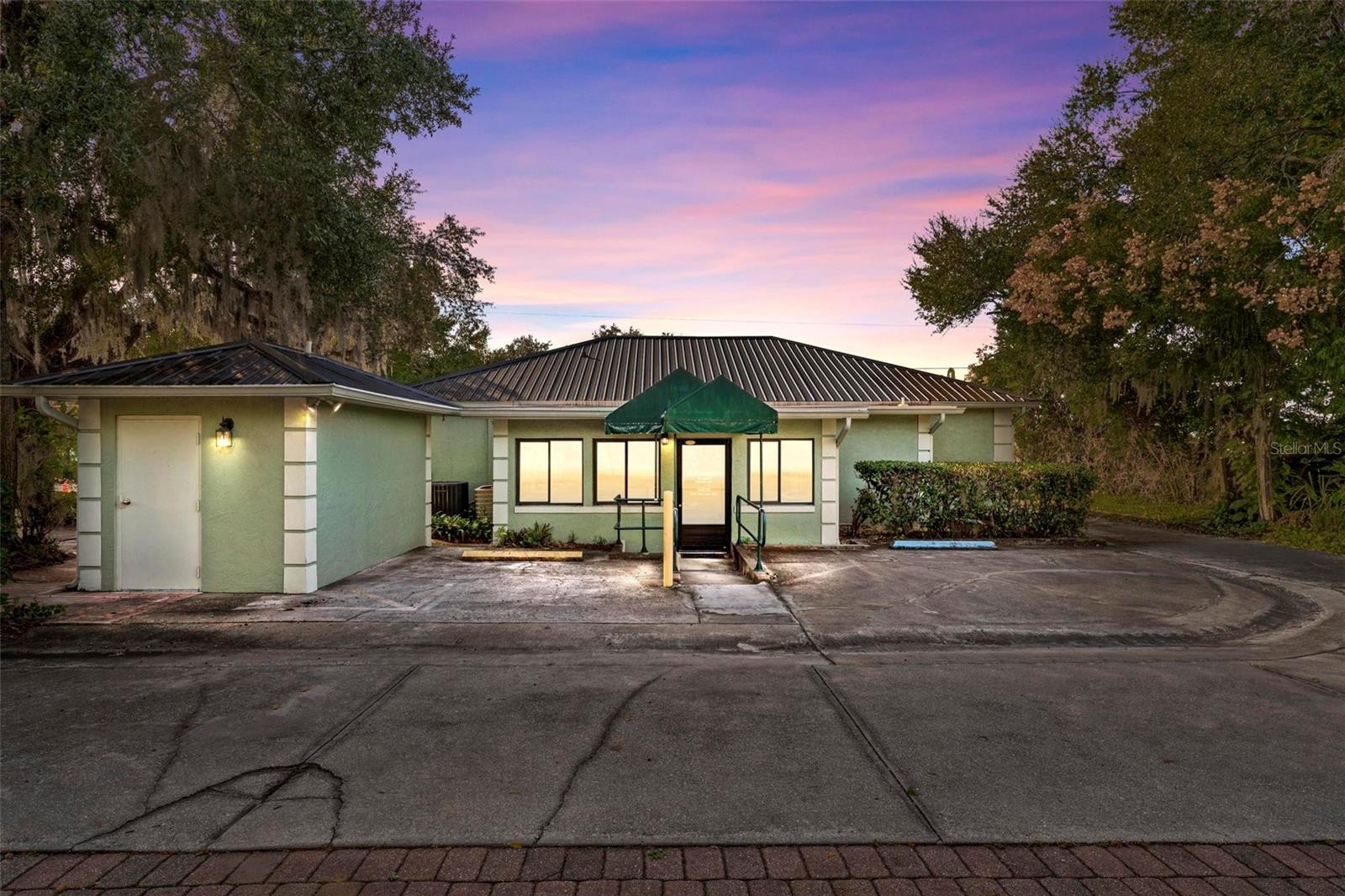 EUSTIS BISHOPS SUB - Commercial Sale