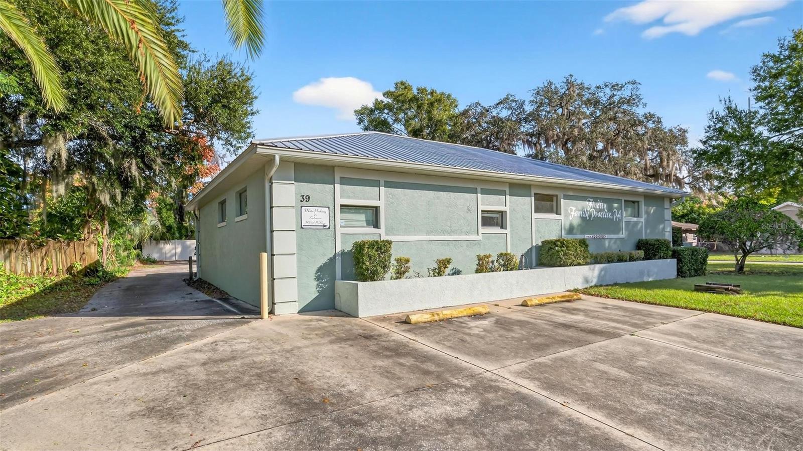 EUSTIS BISHOPS SUB - Commercial Sale