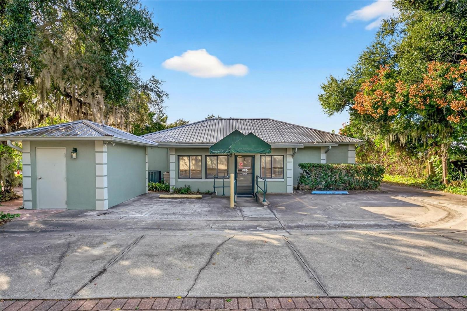EUSTIS BISHOPS SUB - Commercial Sale