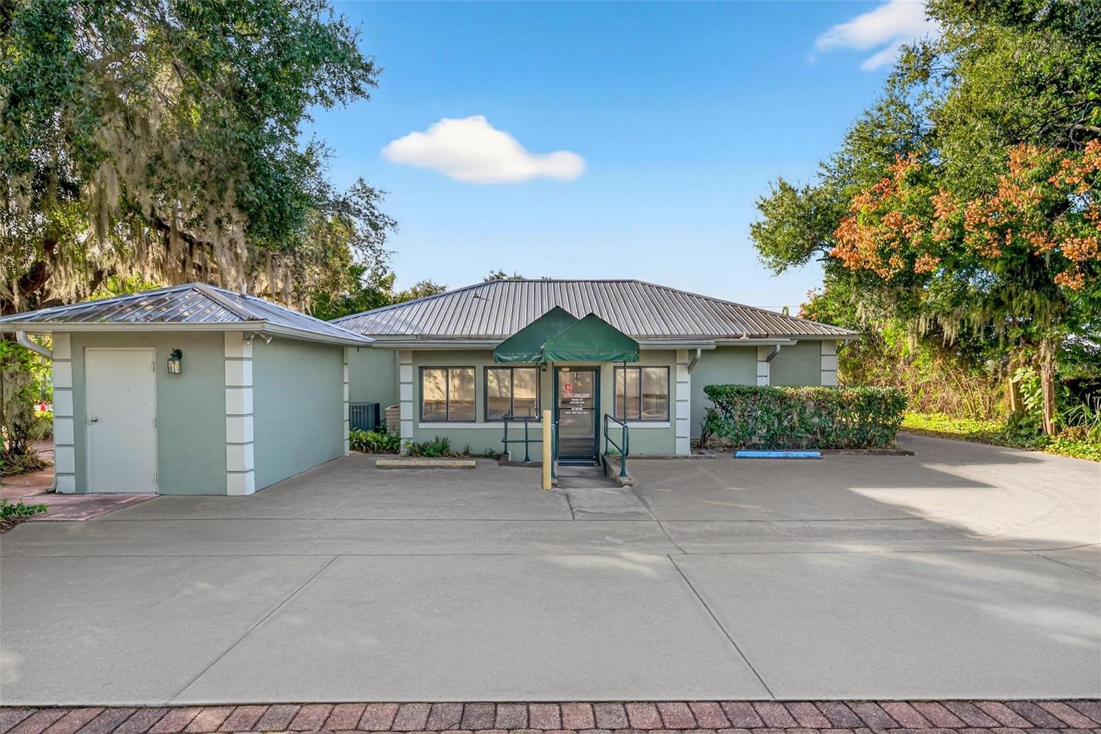 EUSTIS BISHOPS SUB - Commercial Sale