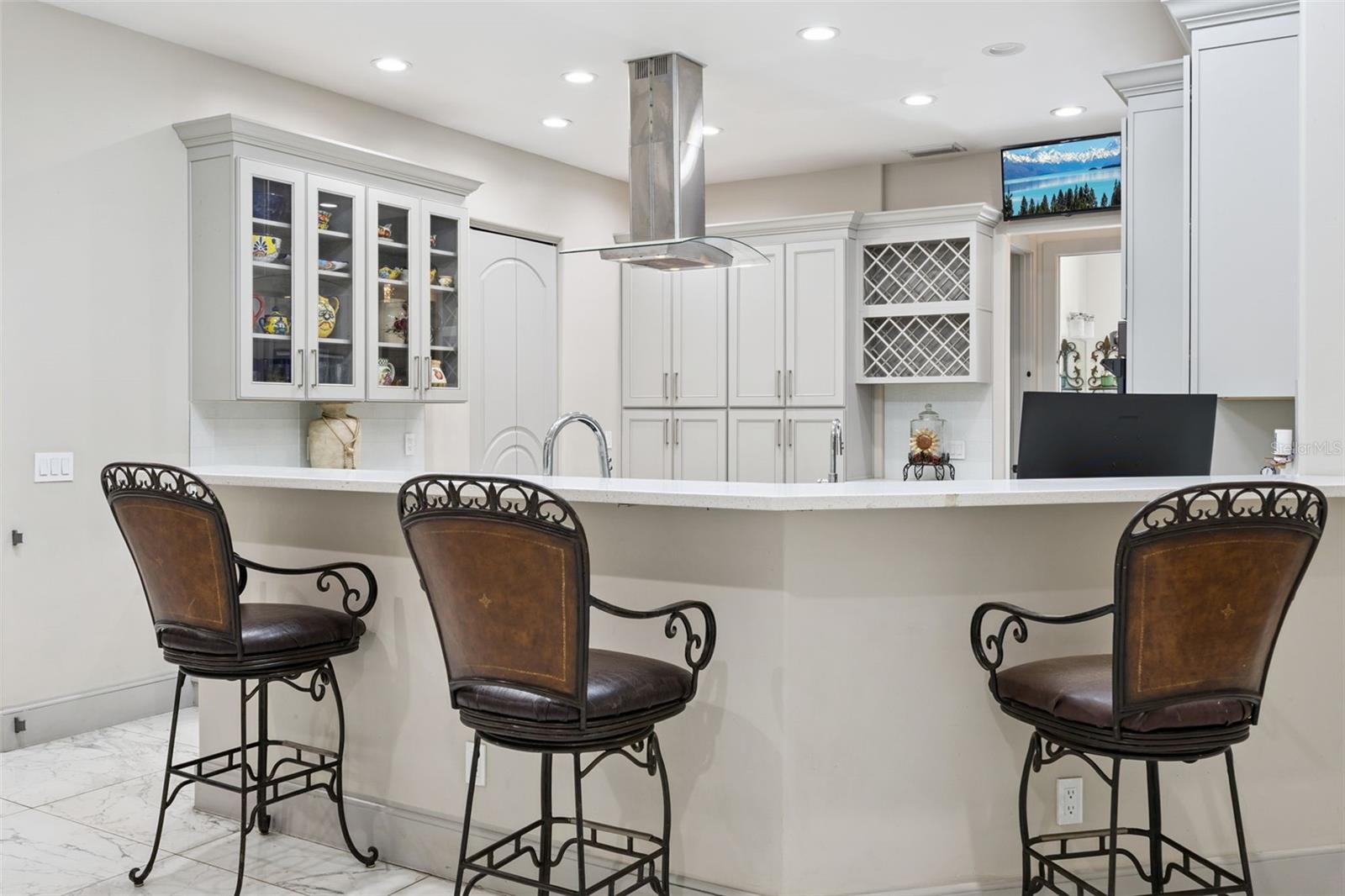 GROVELAND FARMS 21-23-24 - Residential