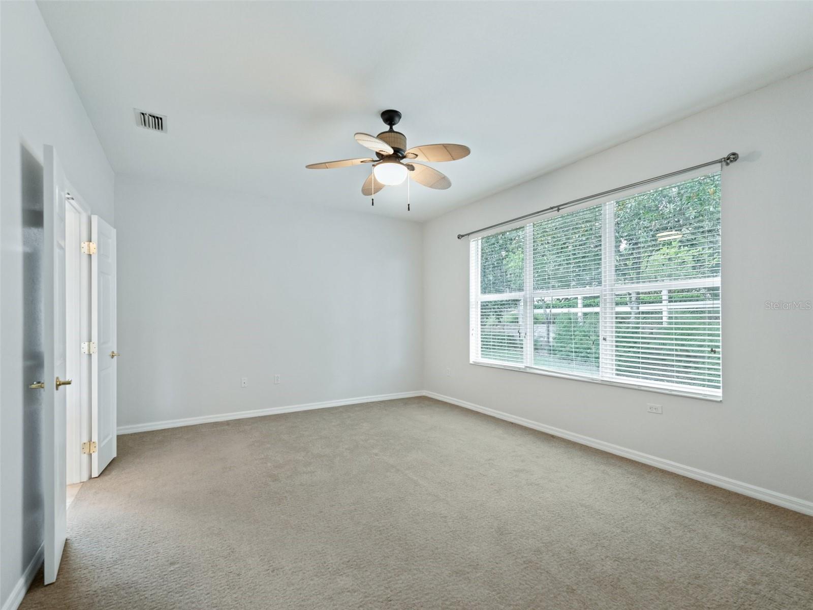 SPRUCE CREEK GOLF - Residential