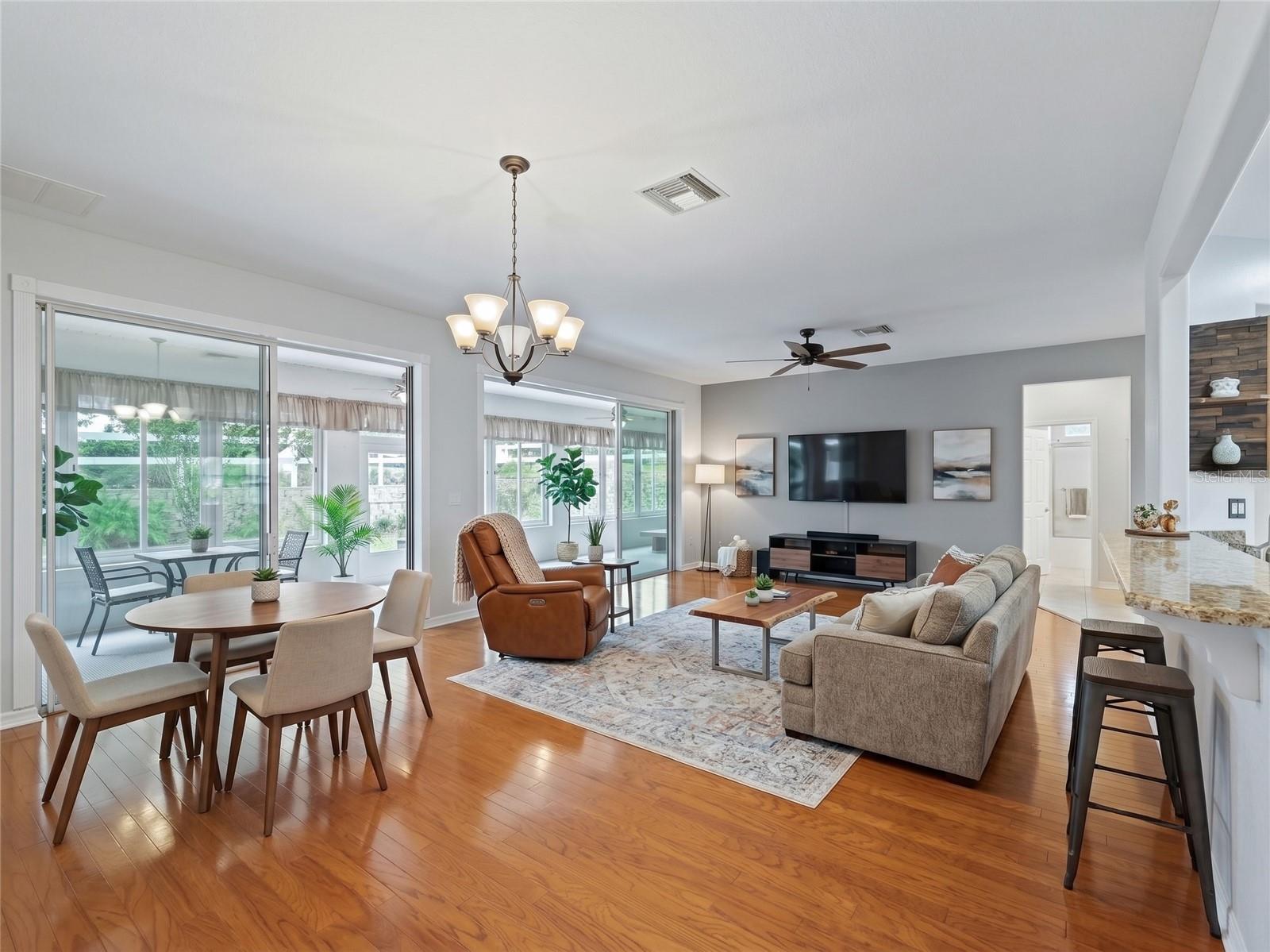 SPRUCE CREEK GOLF - Residential