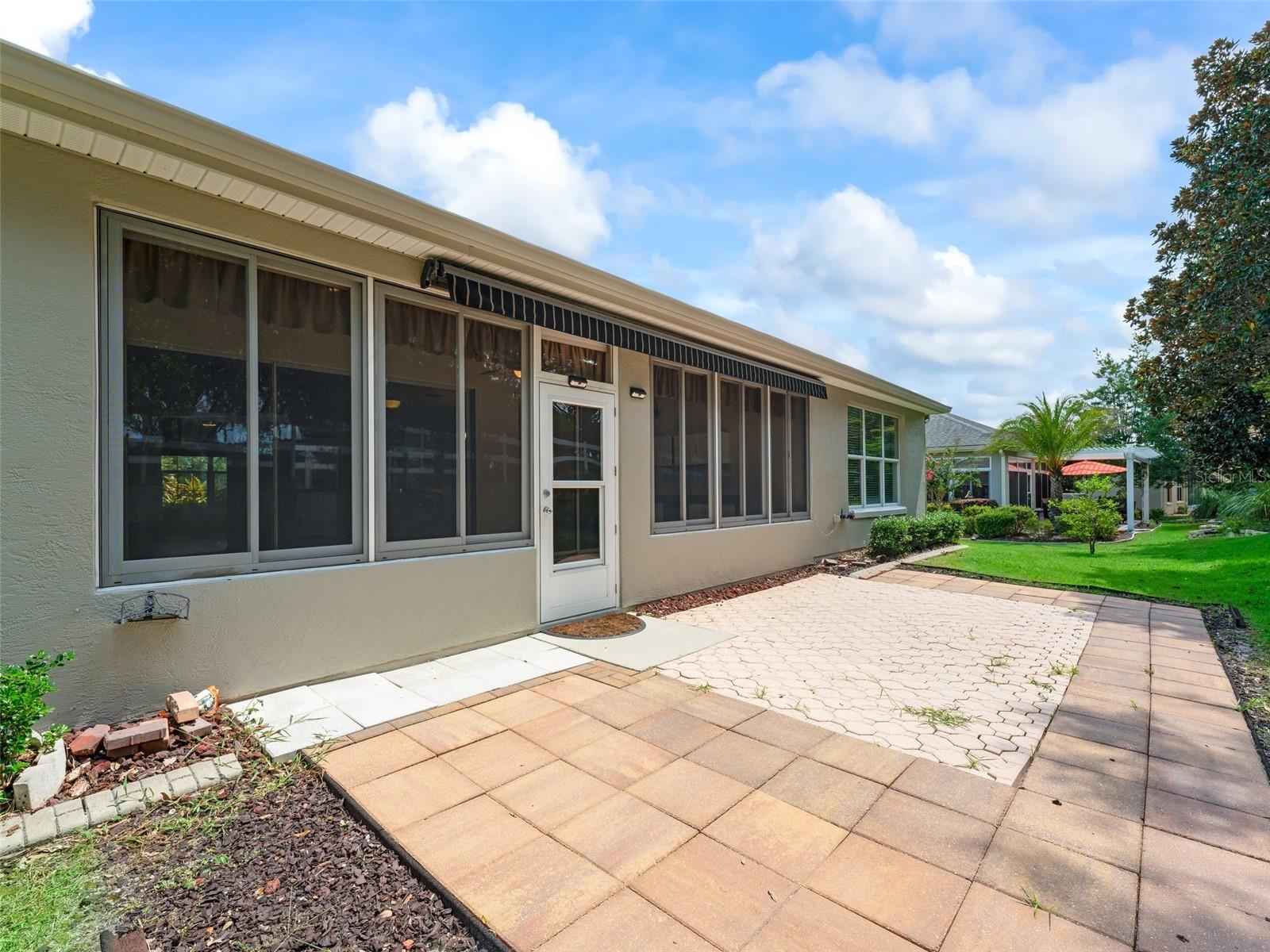 SPRUCE CREEK GOLF - Residential