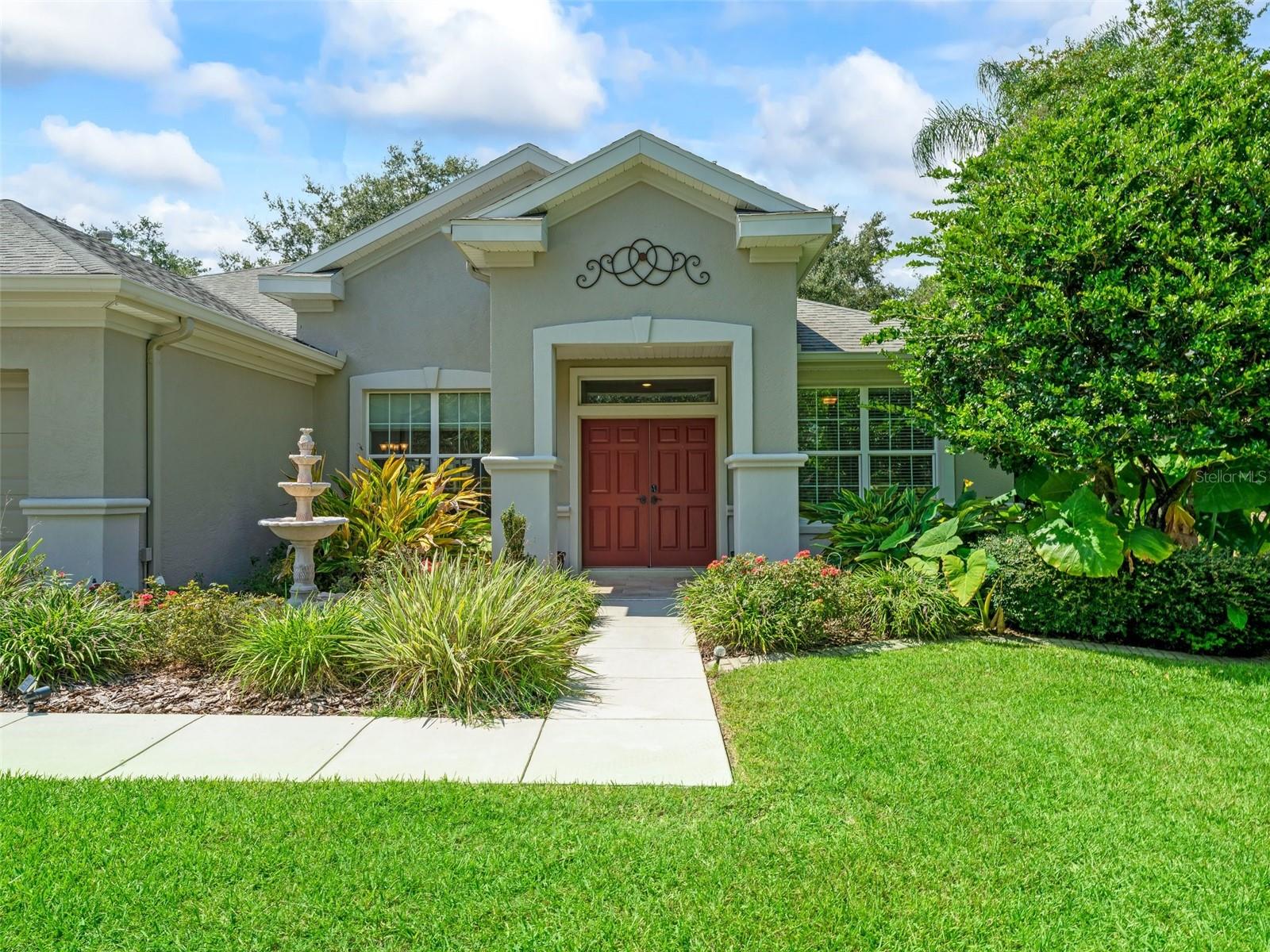 SPRUCE CREEK GOLF - Residential