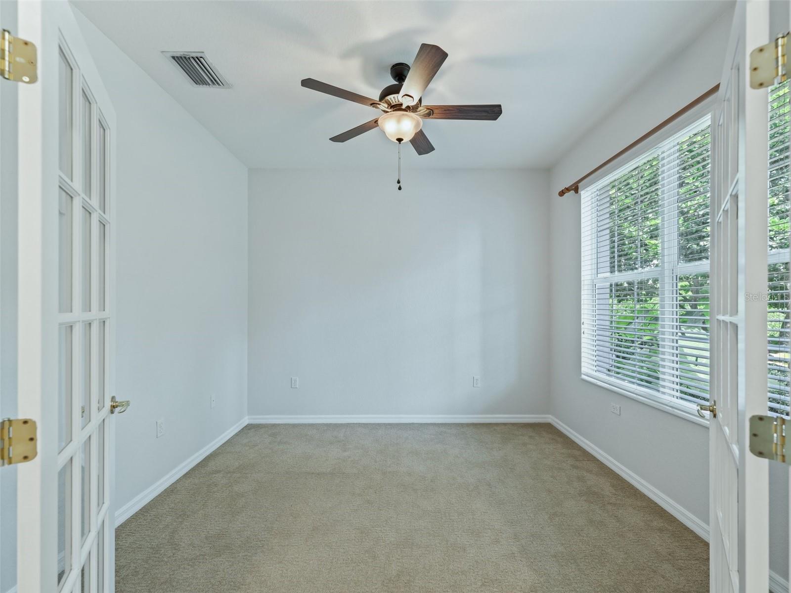 SPRUCE CREEK GOLF - Residential