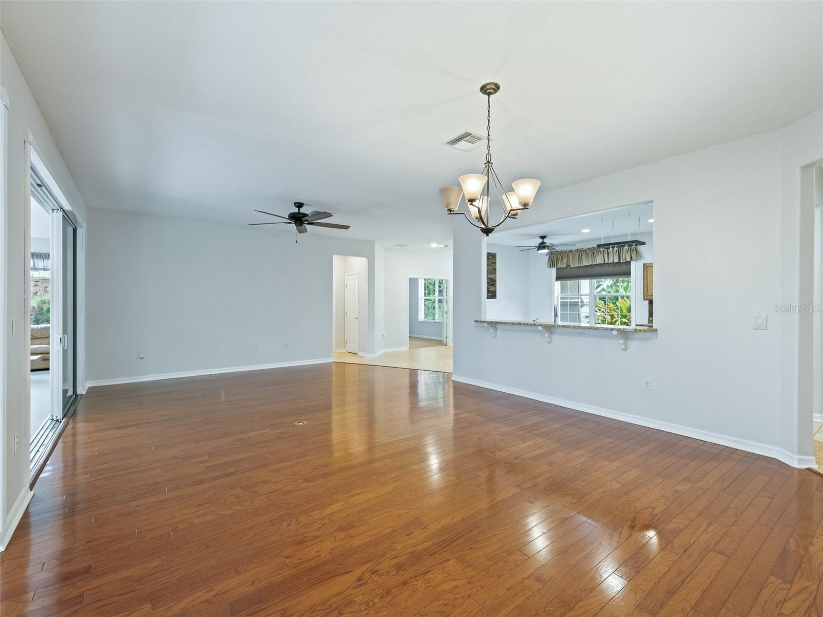 SPRUCE CREEK GOLF - Residential