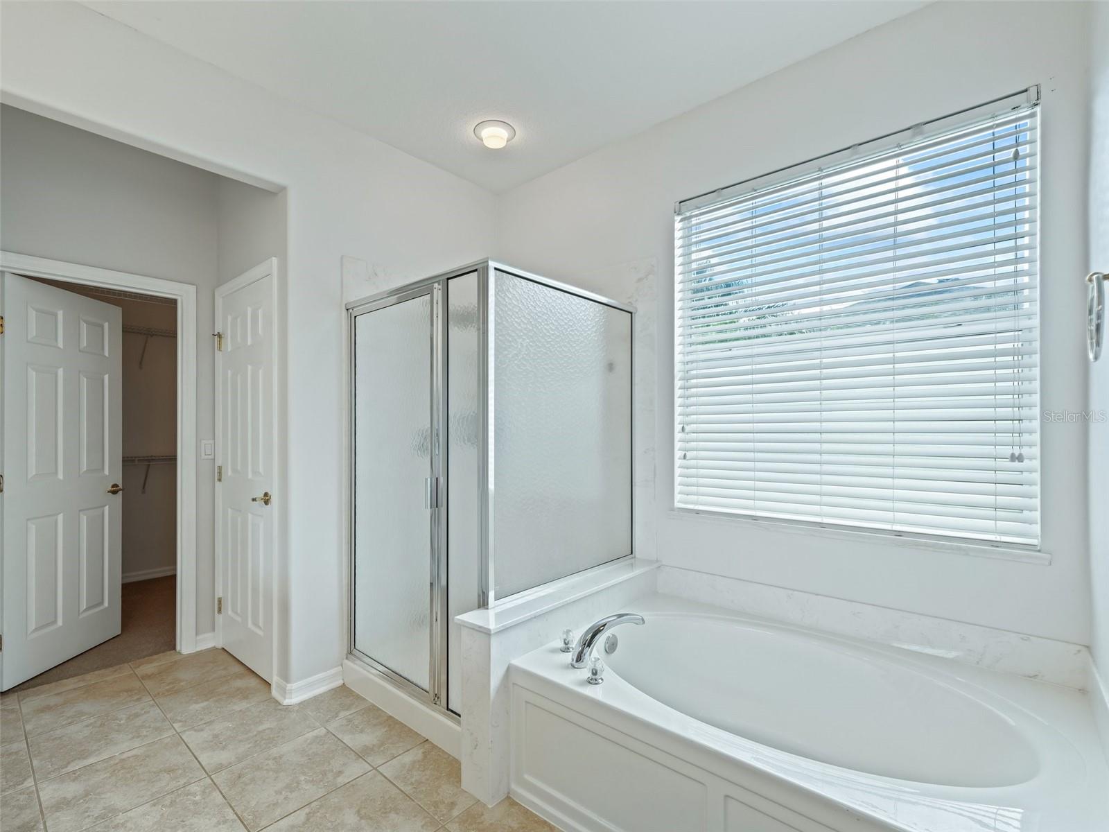 SPRUCE CREEK GOLF - Residential