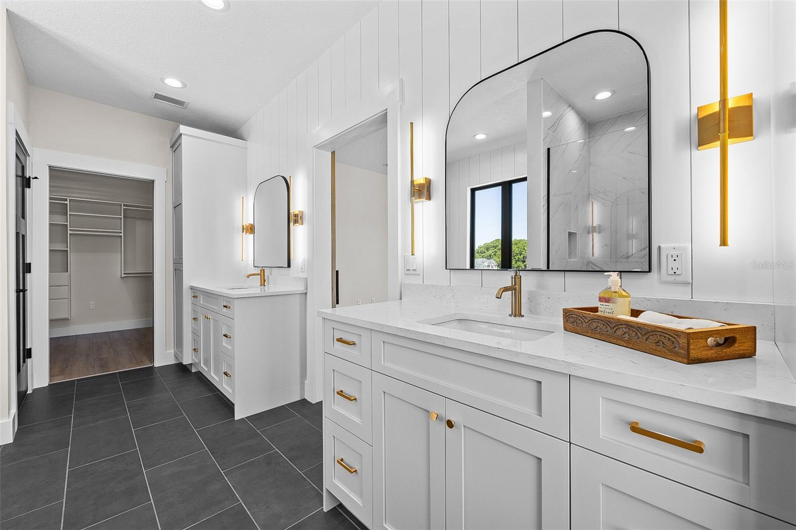 HUNTERS RIDGE SUB - Residential