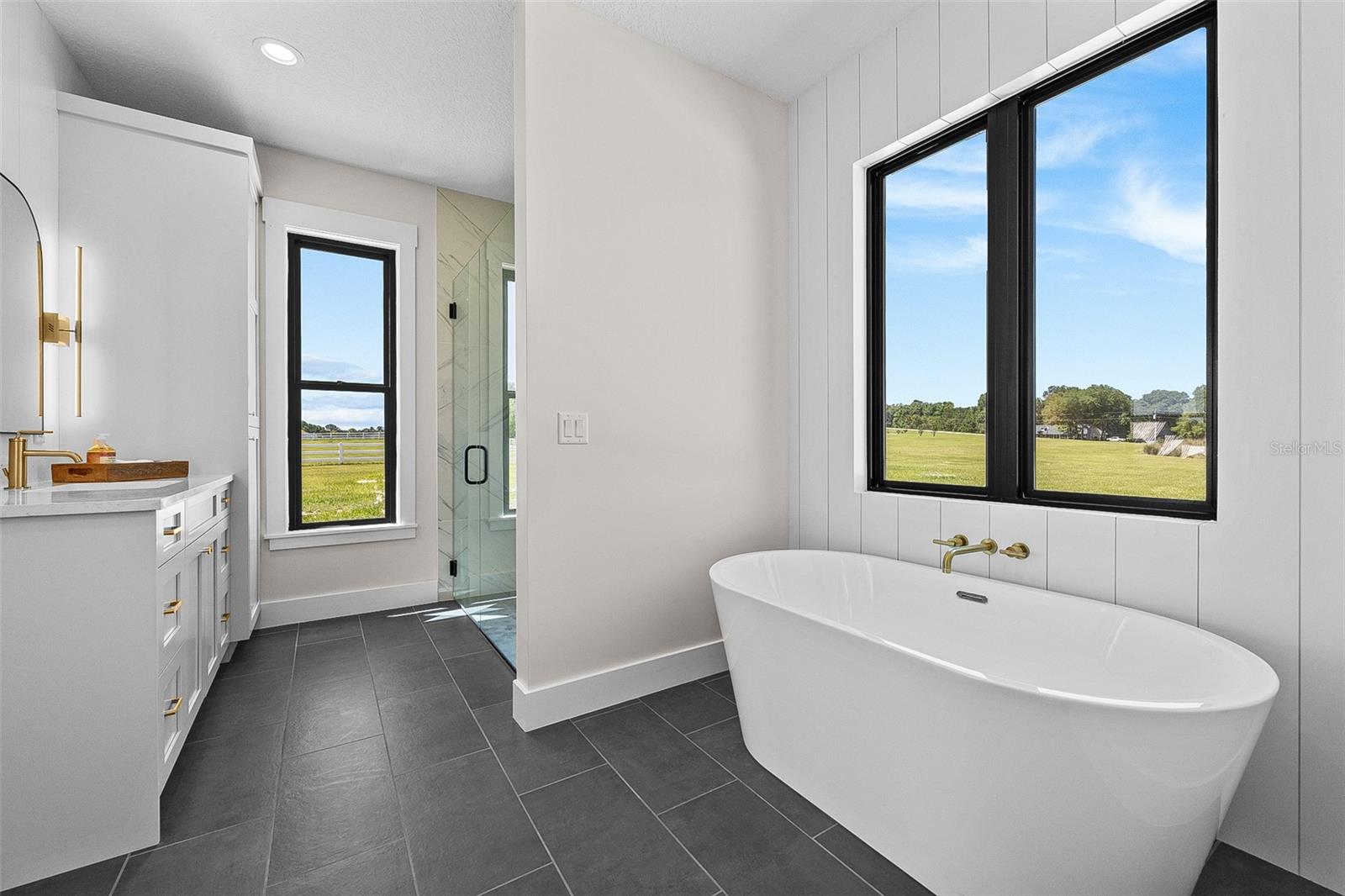 HUNTERS RIDGE SUB - Residential