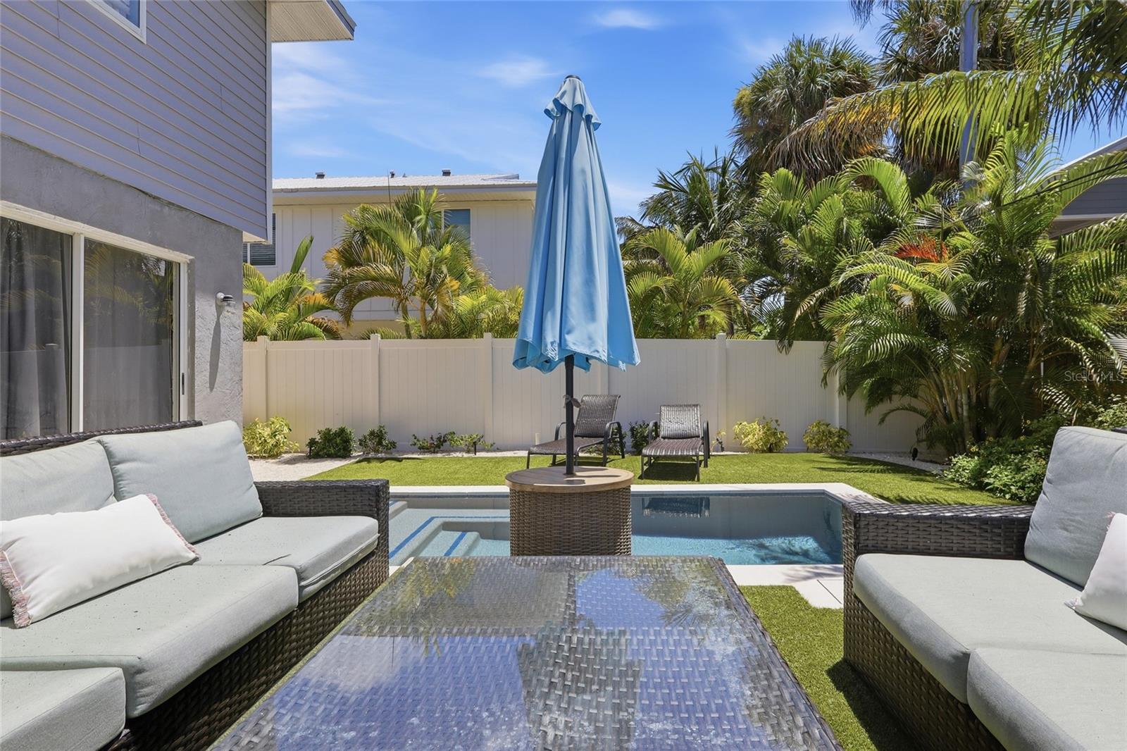 WEST WIND SHORES - Residential