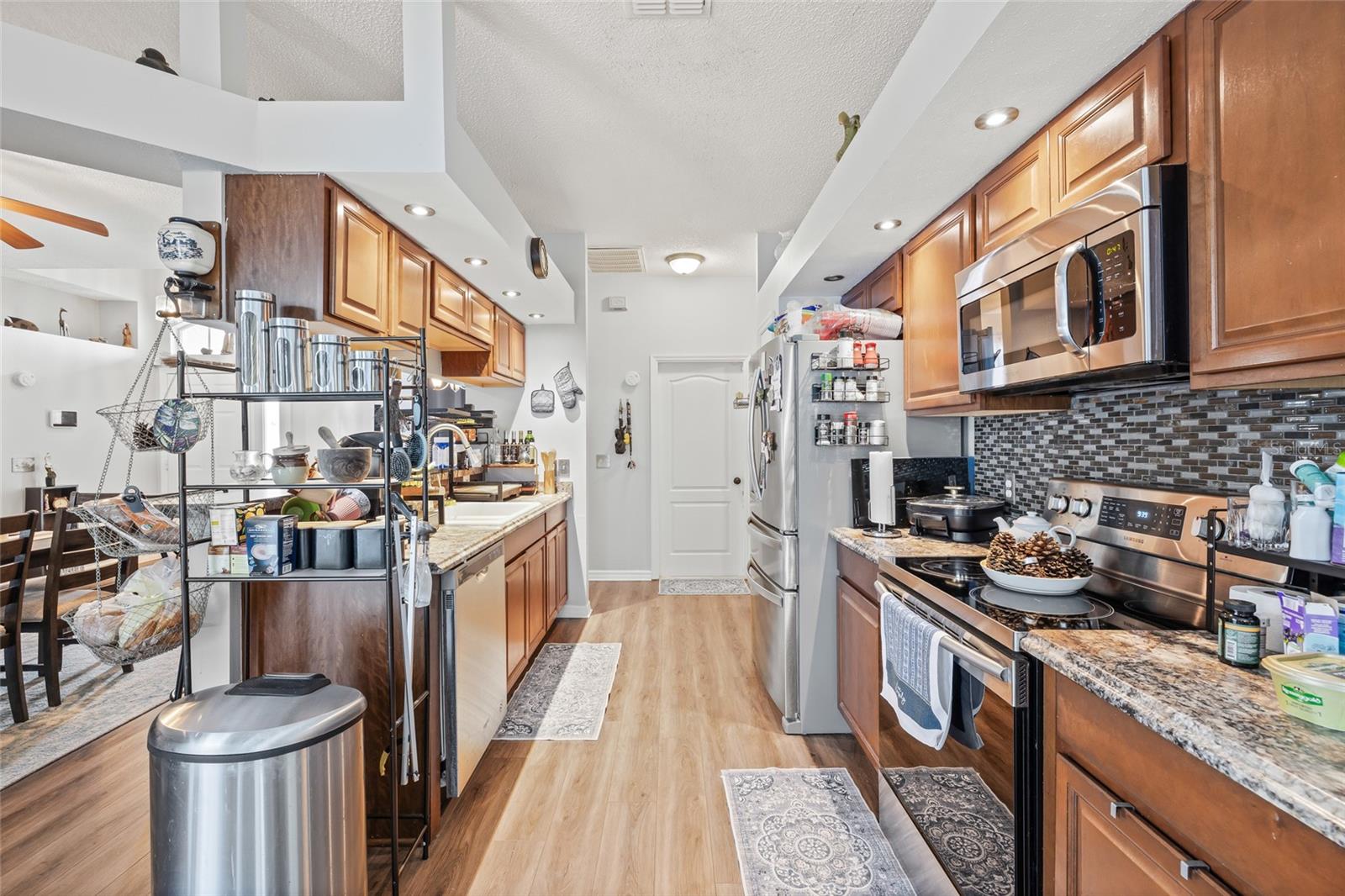 SPRING HILL - Residential