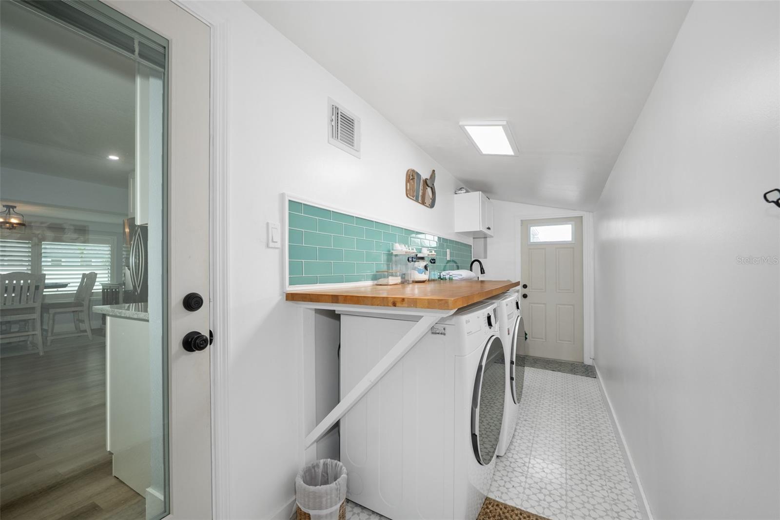 WILBUR BY SEA ADD 01 - Residential