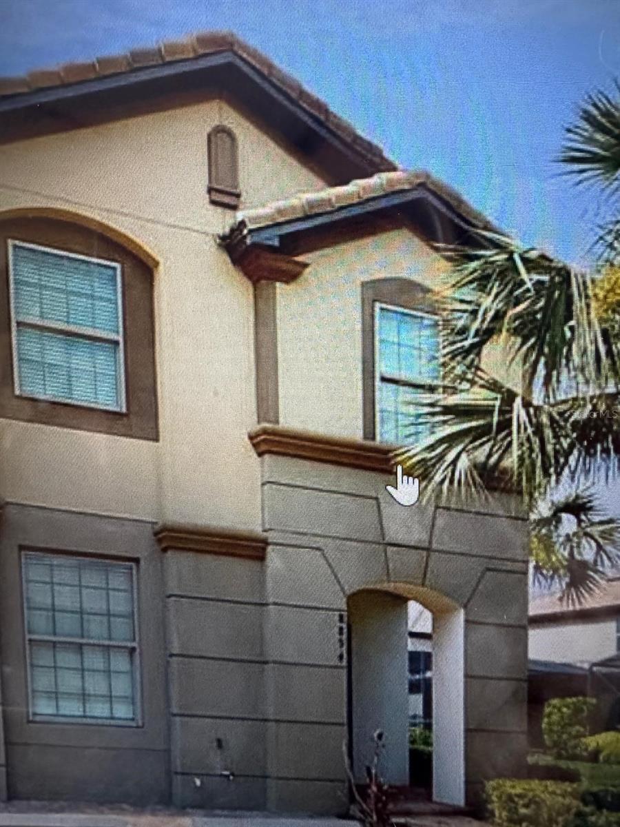 Beautifully furnished 5-bedroom, 5-bathroom home located in a sought-after resort-style community just 15 minutes from Disney and 30 minutes from Universal Studios and International Drive. This spacious property features an open floor plan, a chef’s kitchen with upgraded appliances, and a bright living area that flows to the screened private pool with a serene water view.
The home includes a large game/play room offering entertainment for all ages. Each bedroom is thoughtfully designed and fully furnished for comfort and convenience.
Community amenities include a resort-style pool, fitness center, and playground. With its prime location, modern finishes, and turnkey condition, this home is ideal for vacation living, or a second home near Orlando’s world-class attractions.