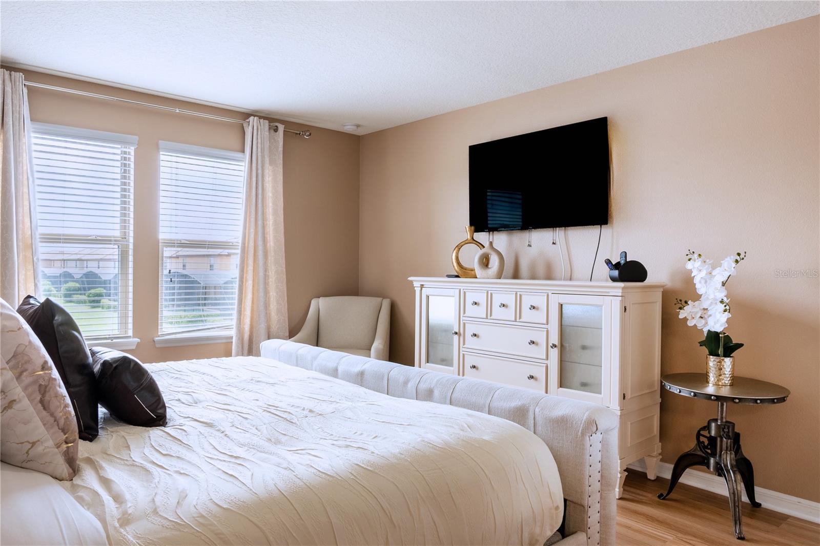 WINDSOR AT WESTSIDE PH 2B - Residential Lease