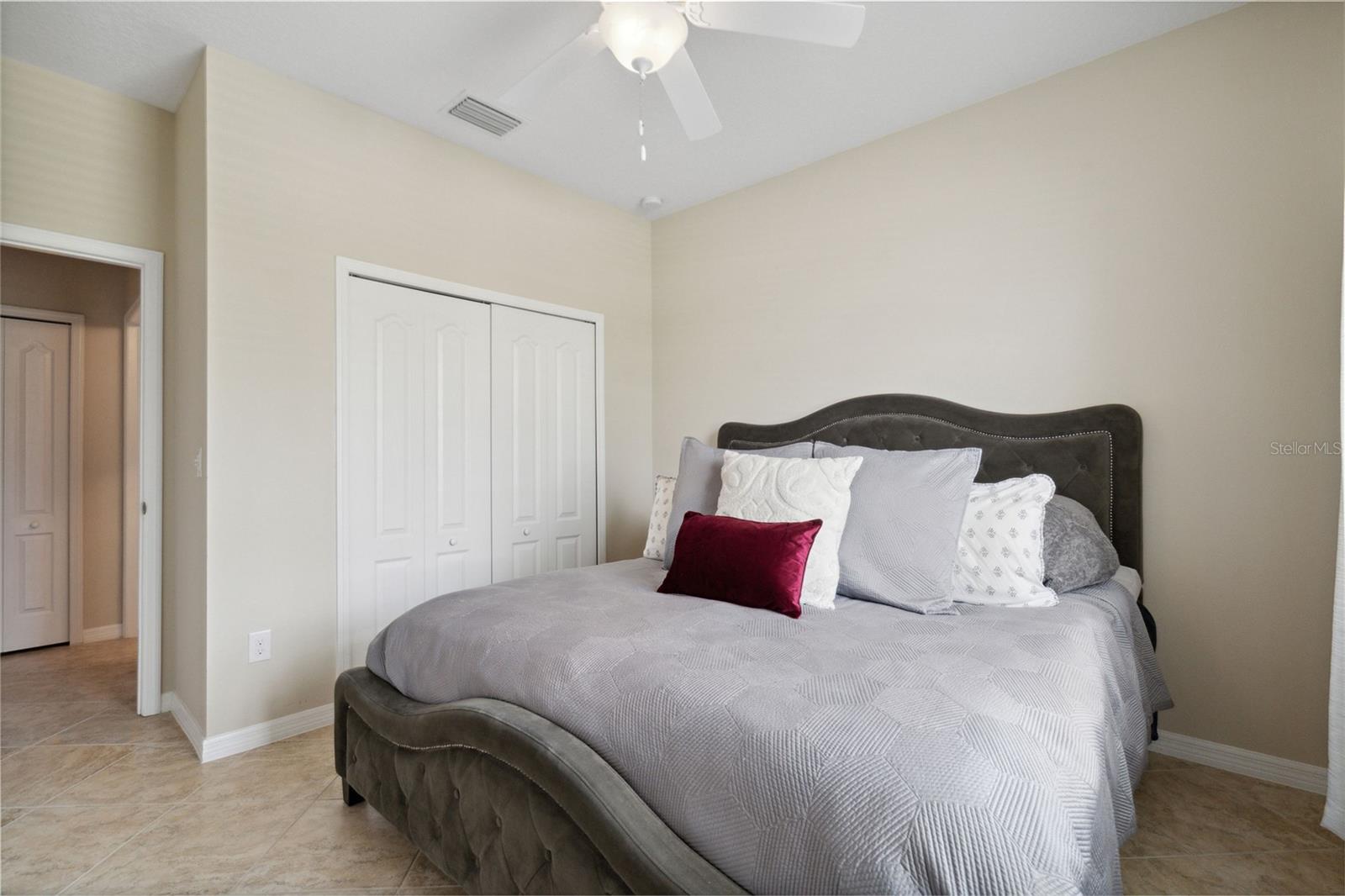 ASHTON POINTE - Residential