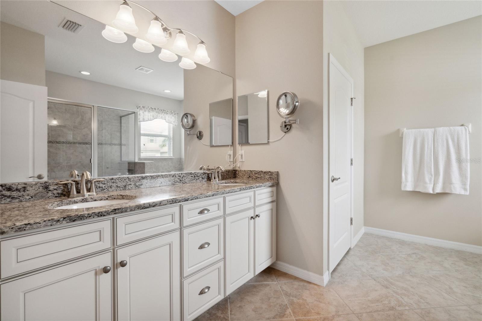 ASHTON POINTE - Residential