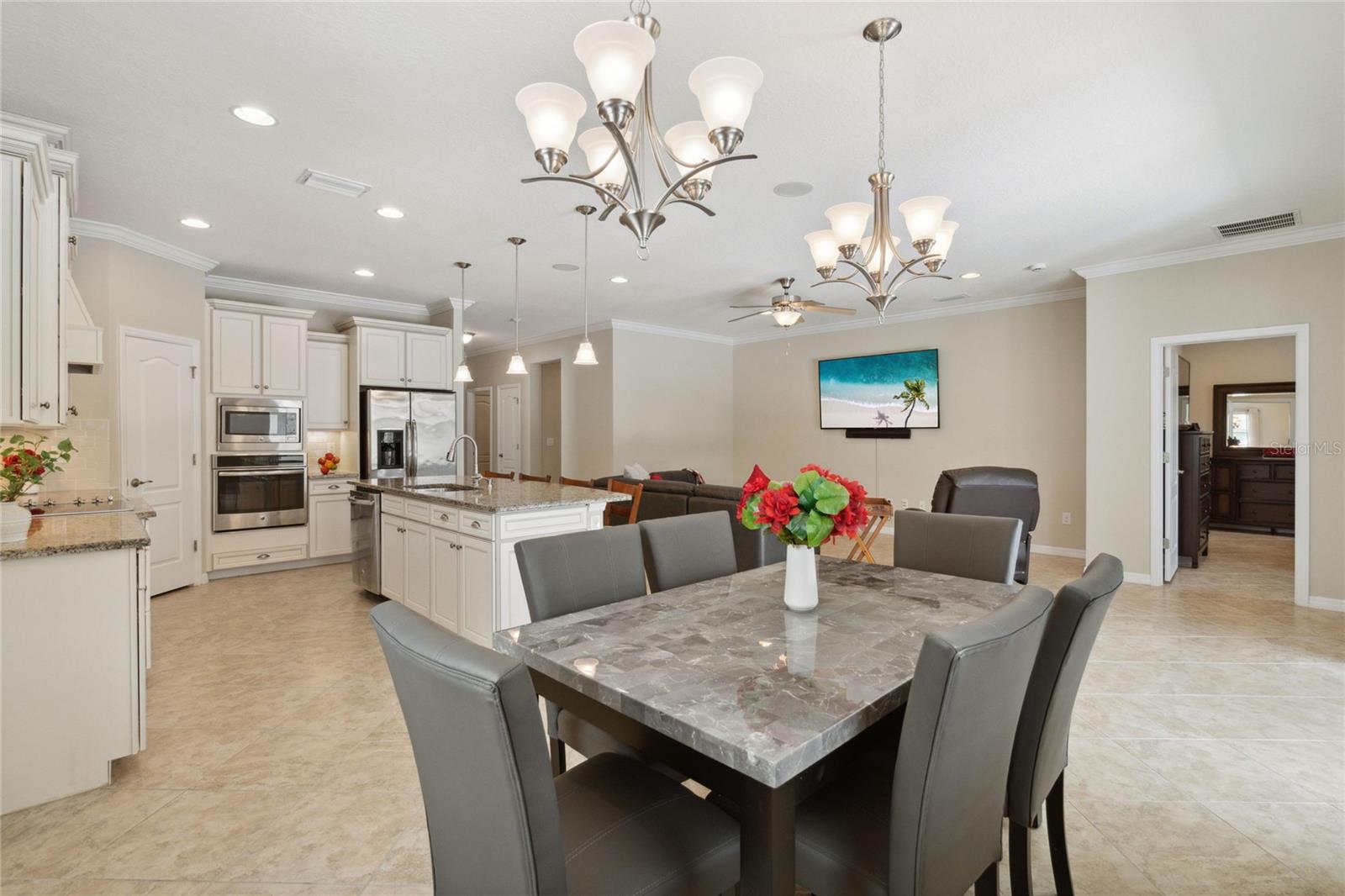 ASHTON POINTE - Residential