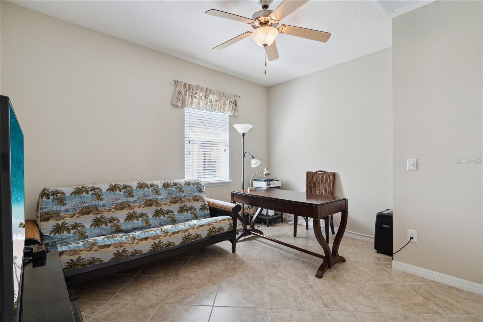 ASHTON POINTE - Residential