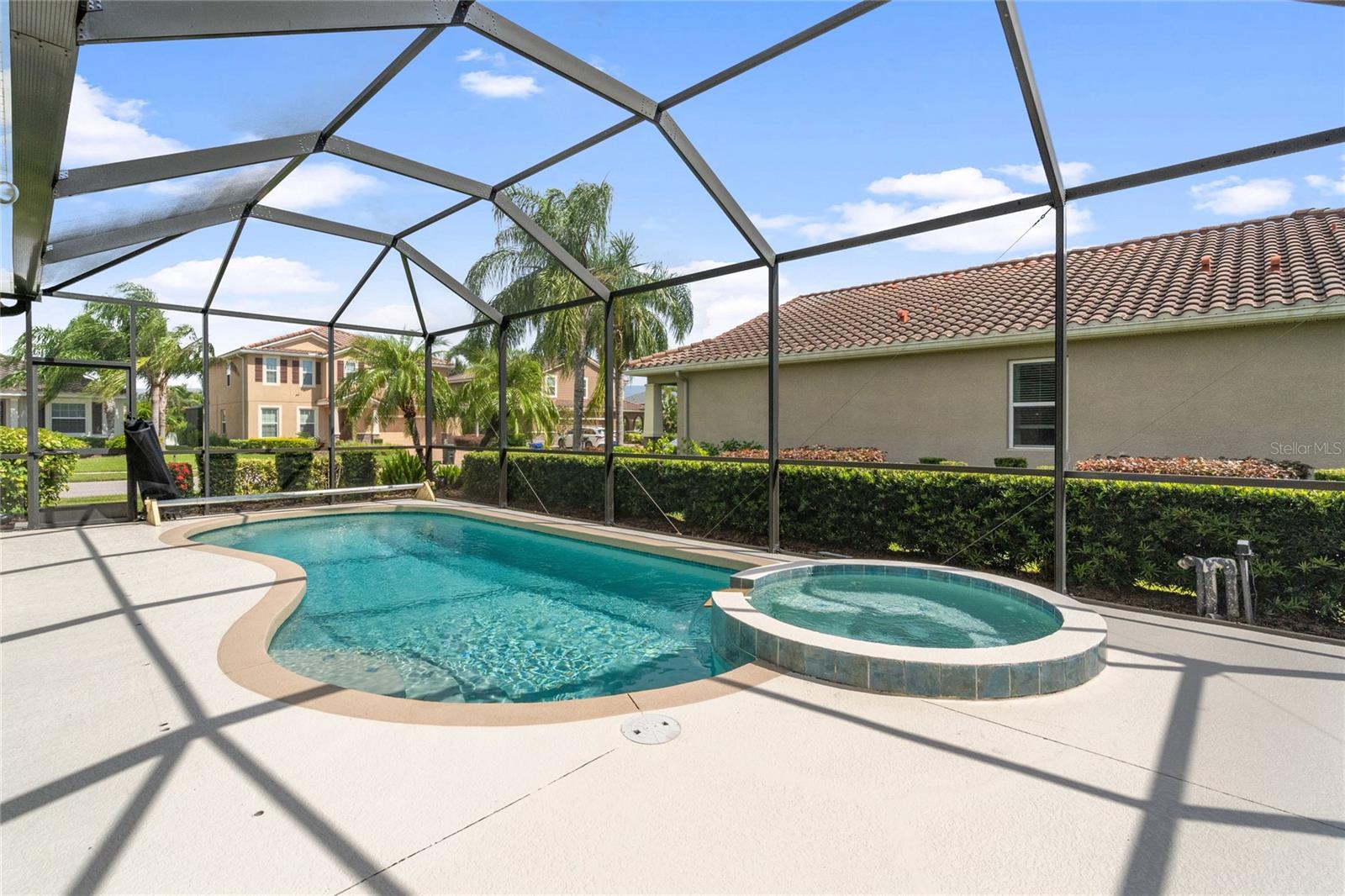 ASHTON POINTE - Residential