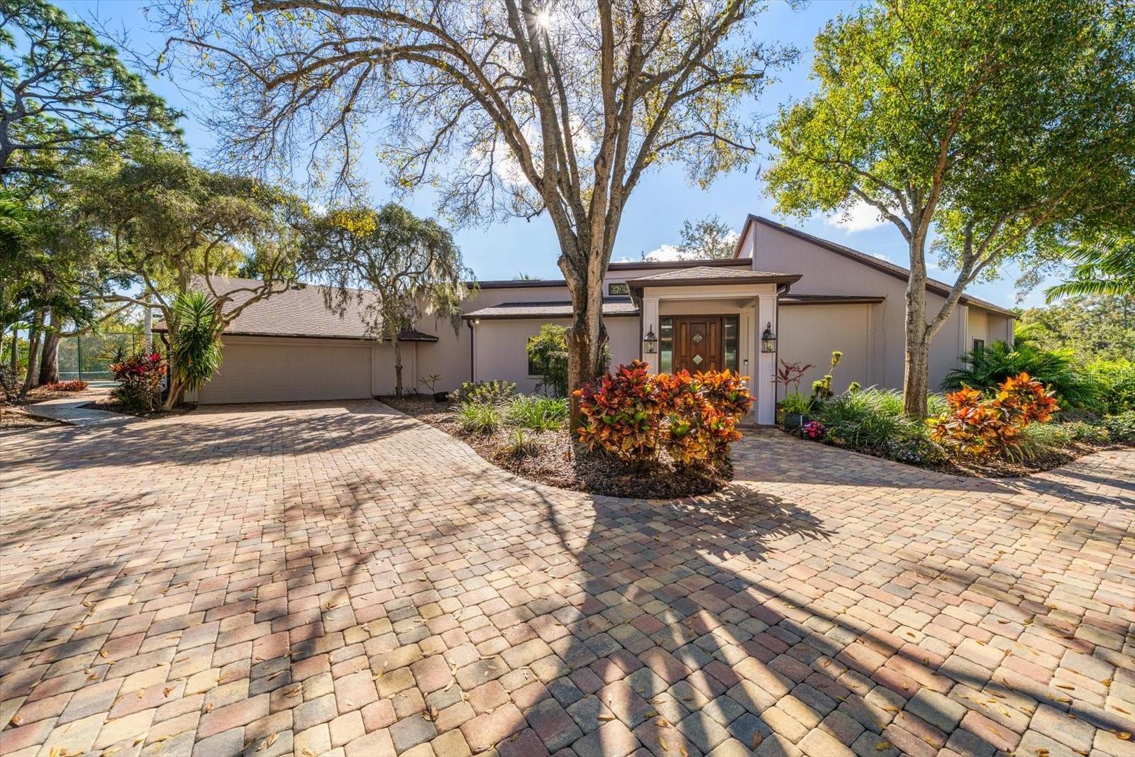 PINELLAS GROVES - Residential