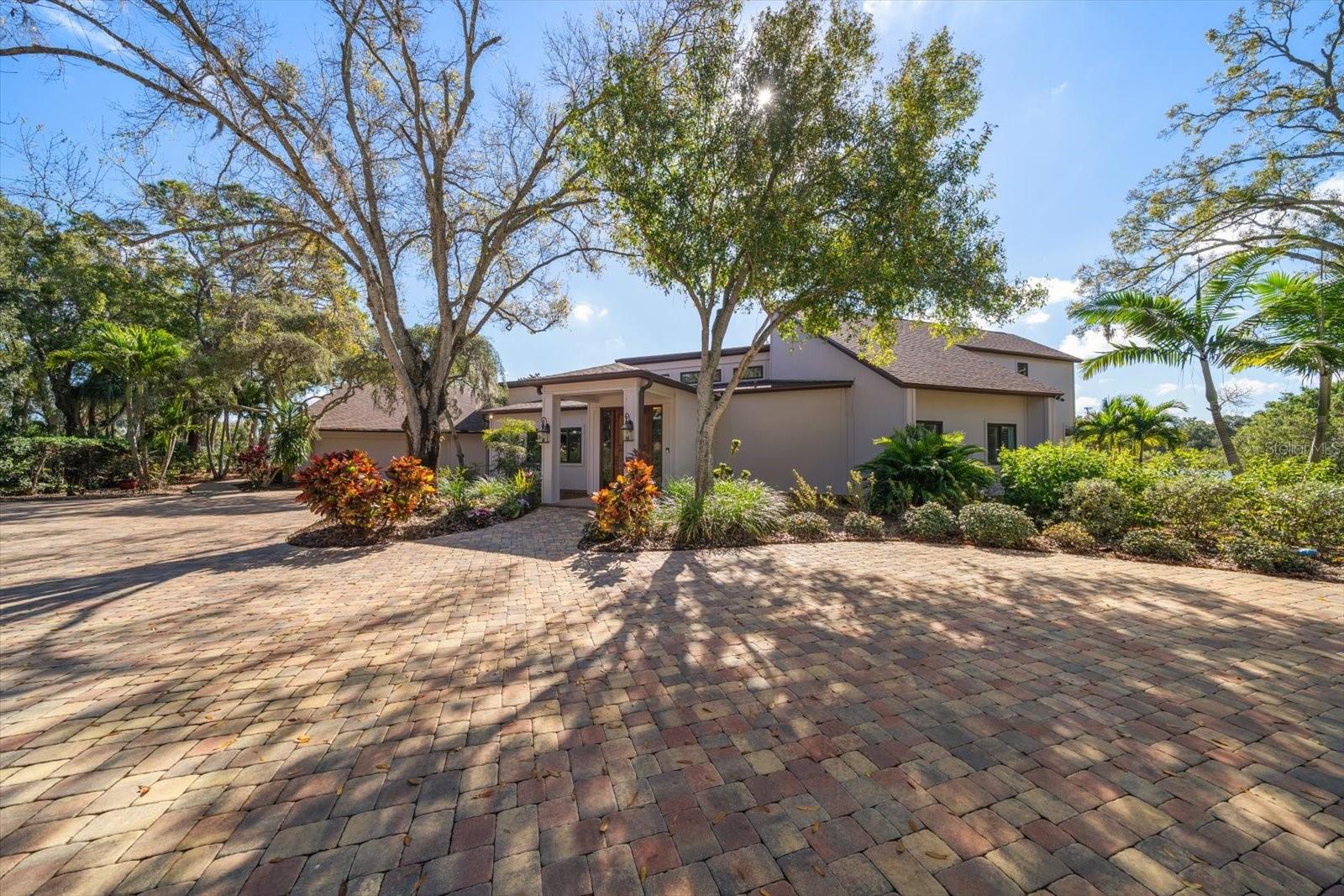 PINELLAS GROVES - Residential