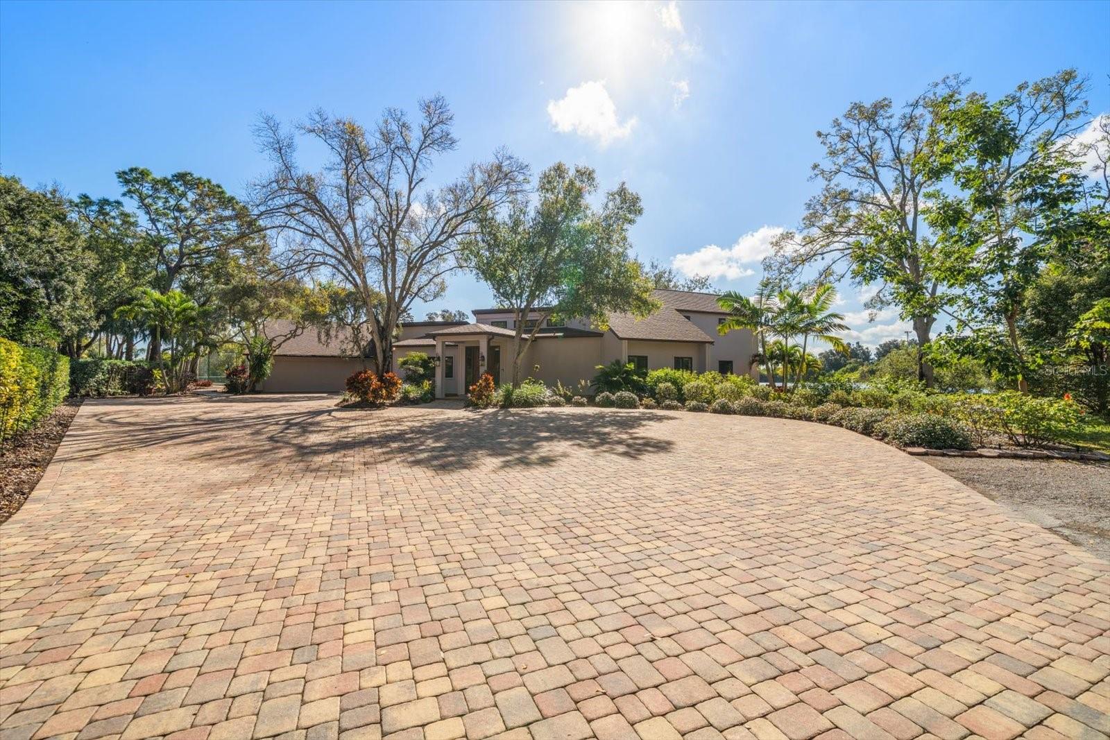 PINELLAS GROVES - Residential