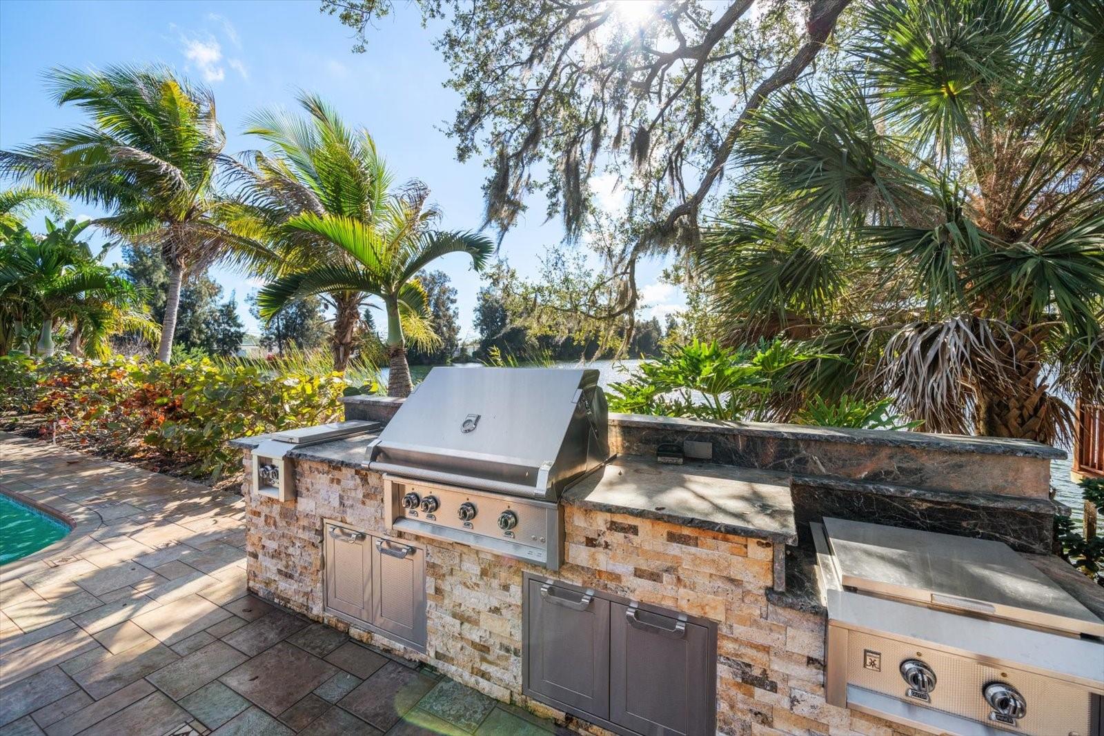 PINELLAS GROVES - Residential