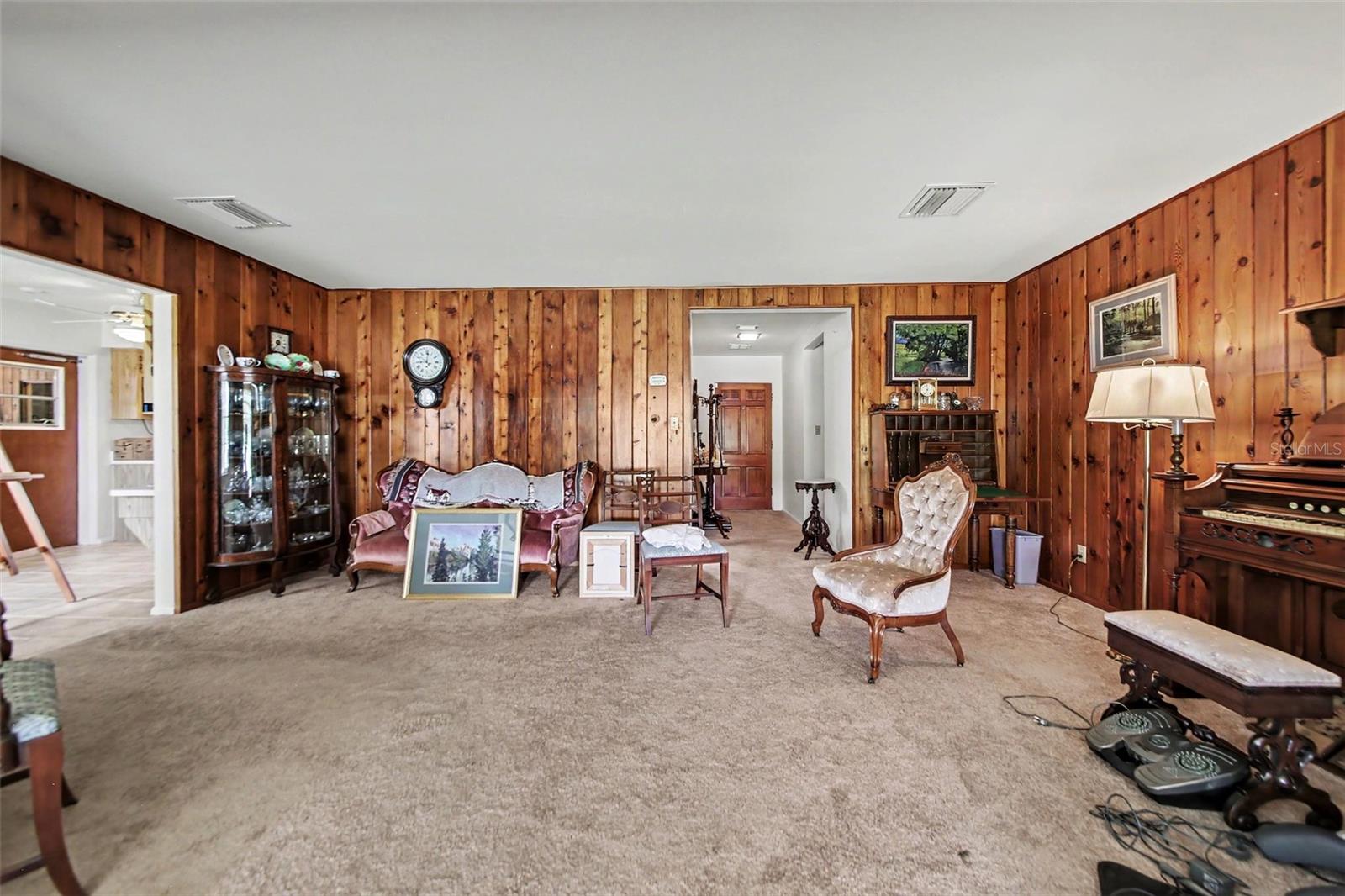 LOCH ARBOR ISLE OF PINES SEC 1 - Residential