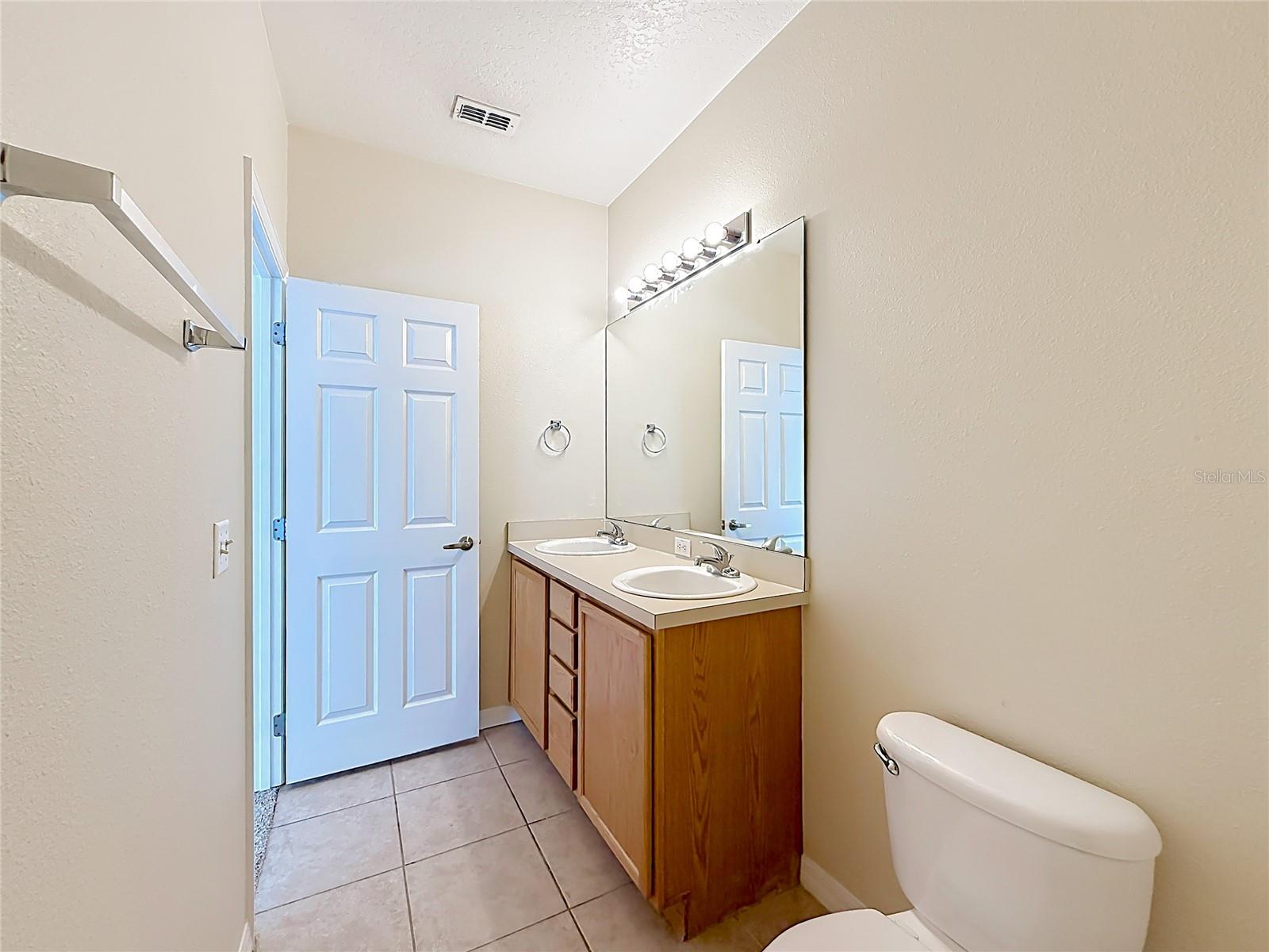 HIDDEN FOREST AT SILVER CREEK - Residential