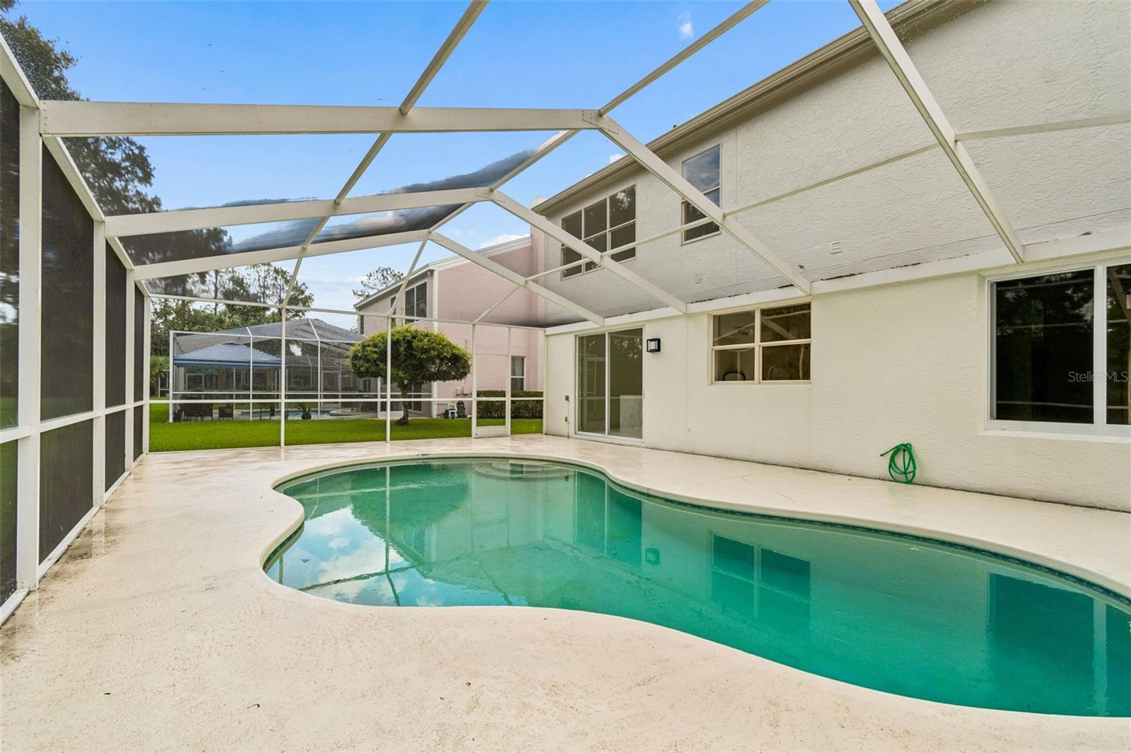 TAMPA PALMS AREA 2 7E UNIT 2 - Residential