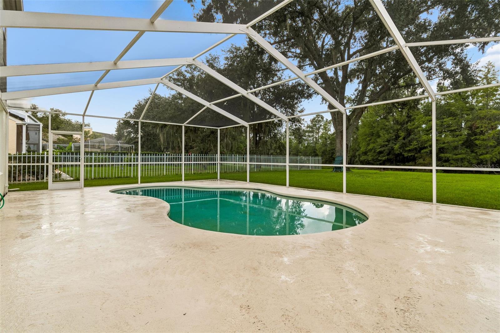 TAMPA PALMS AREA 2 7E UNIT 2 - Residential