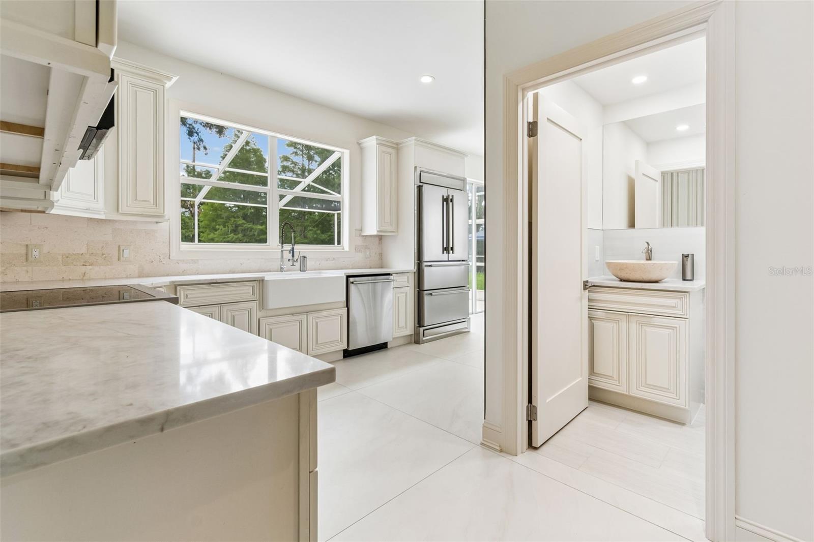 TAMPA PALMS AREA 2 7E UNIT 2 - Residential