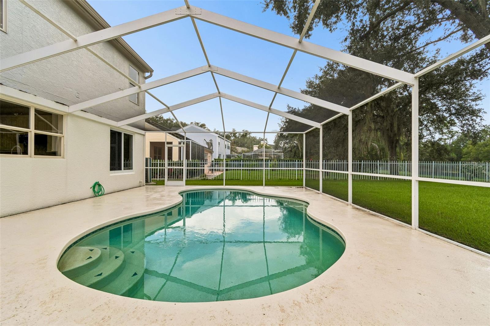 TAMPA PALMS AREA 2 7E UNIT 2 - Residential