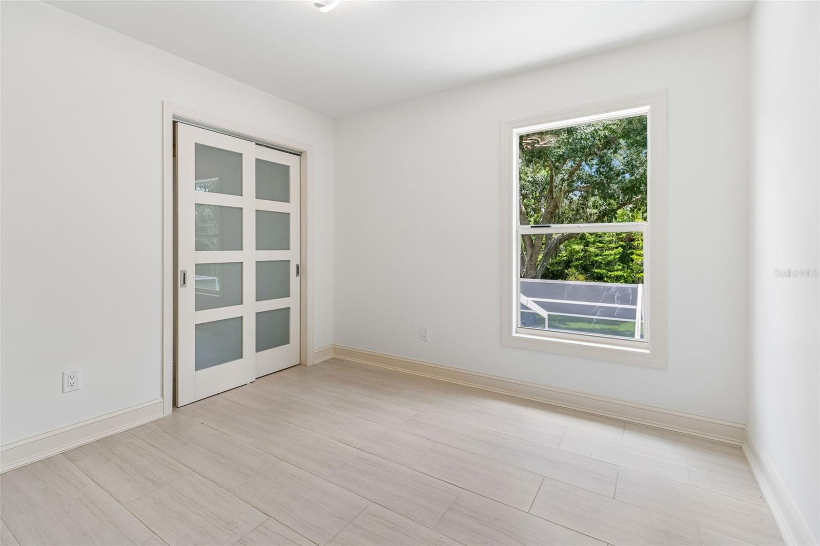 TAMPA PALMS AREA 2 7E UNIT 2 - Residential