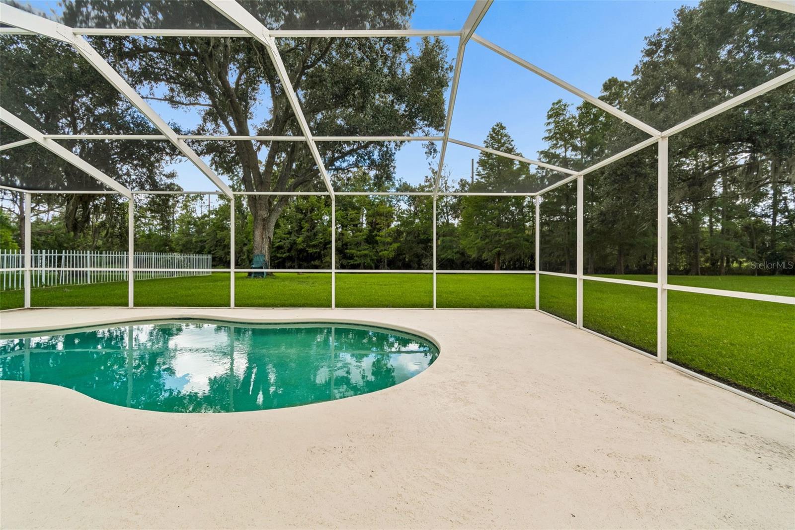 TAMPA PALMS AREA 2 7E UNIT 2 - Residential