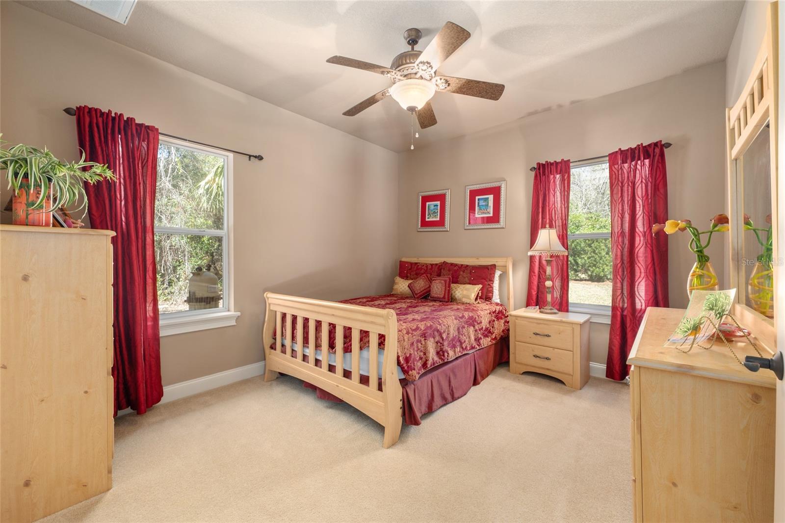 BELLECHASE LAURELS - Residential