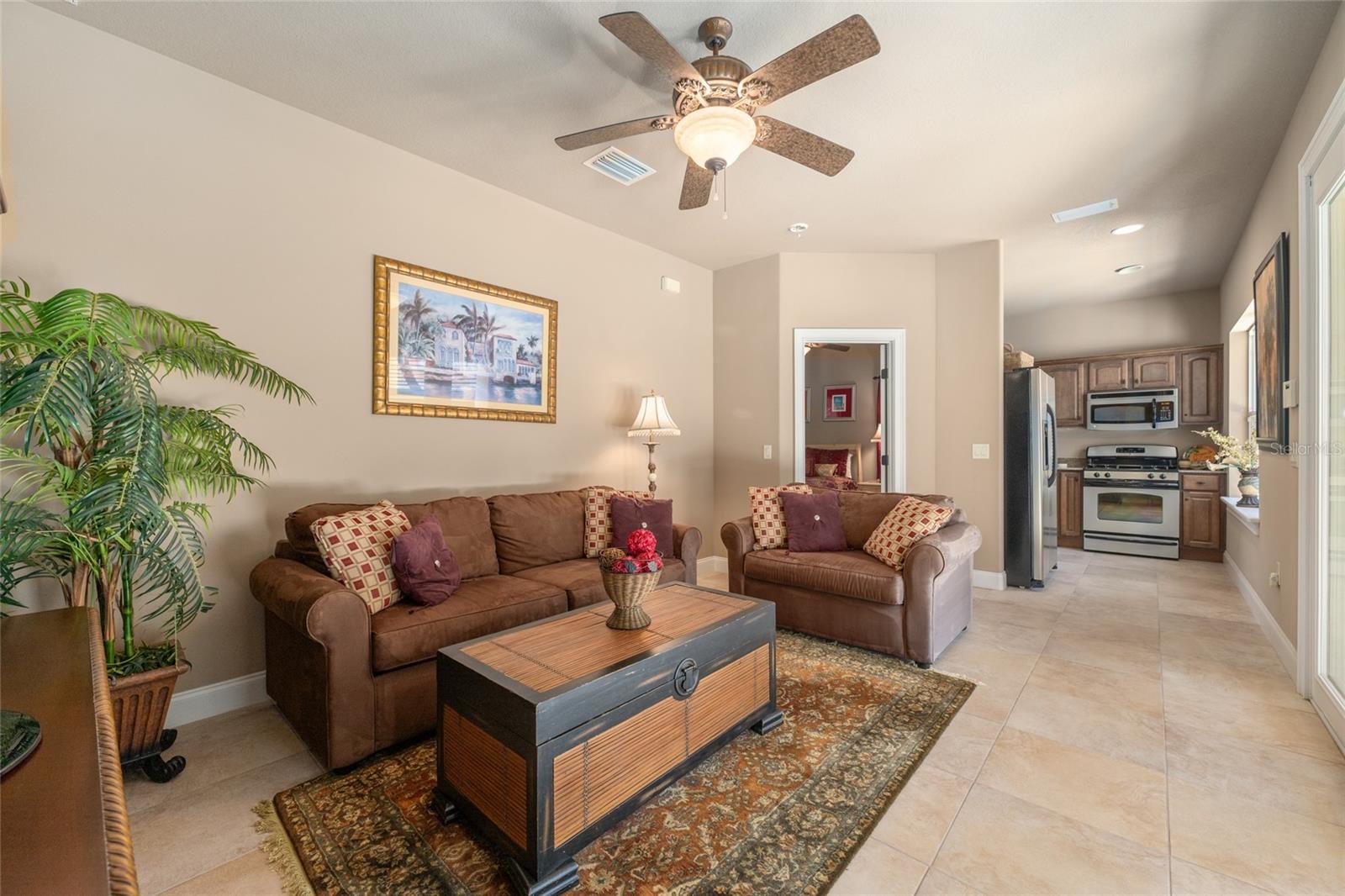 BELLECHASE LAURELS - Residential