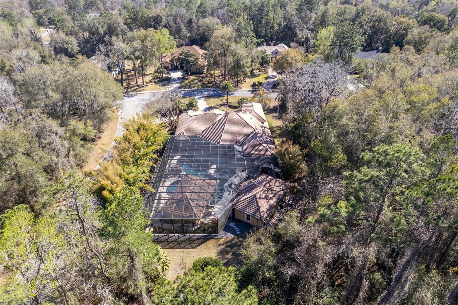 BELLECHASE LAURELS - Residential