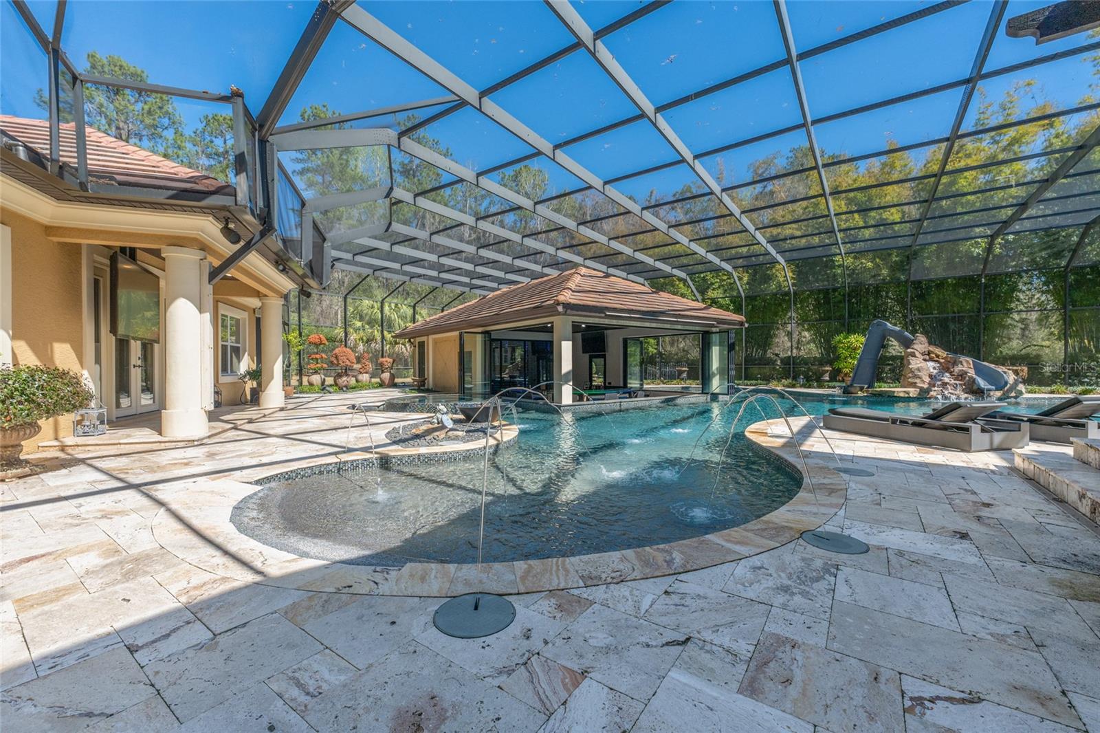 BELLECHASE LAURELS - Residential